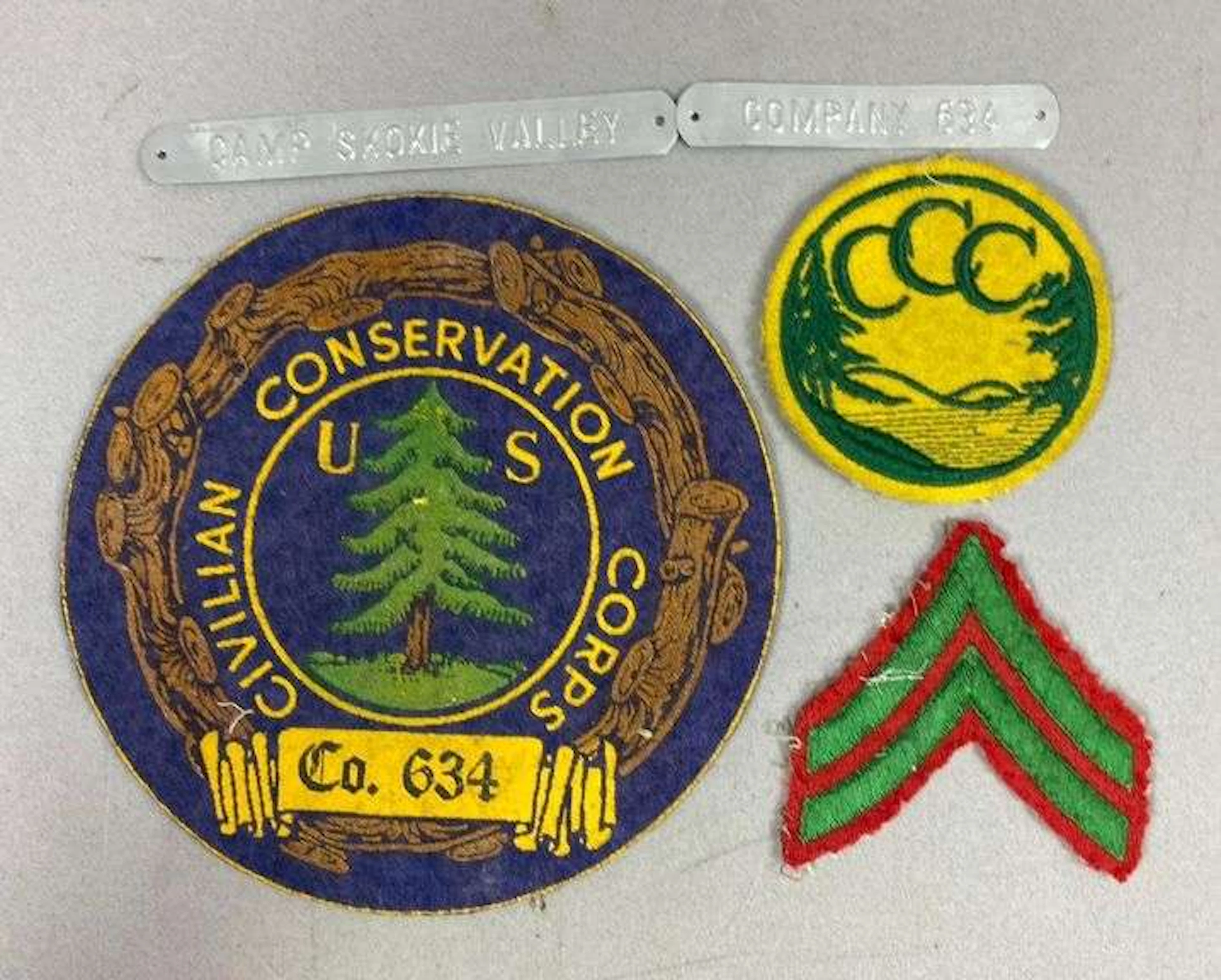 Group of 5 Illinois Civilian Conservation Corps Patches and More