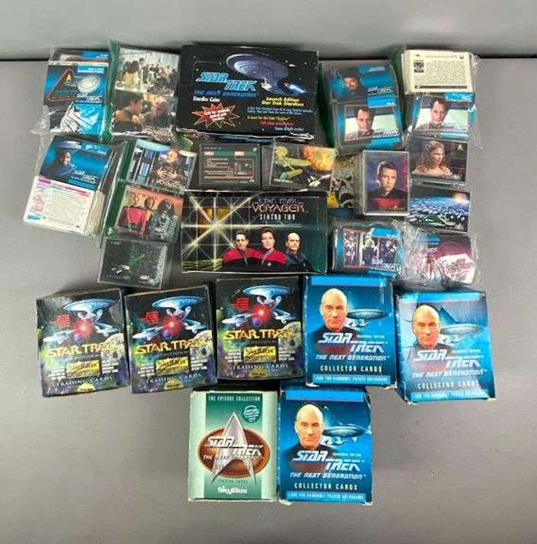 Group of Star Trek Trading Cards