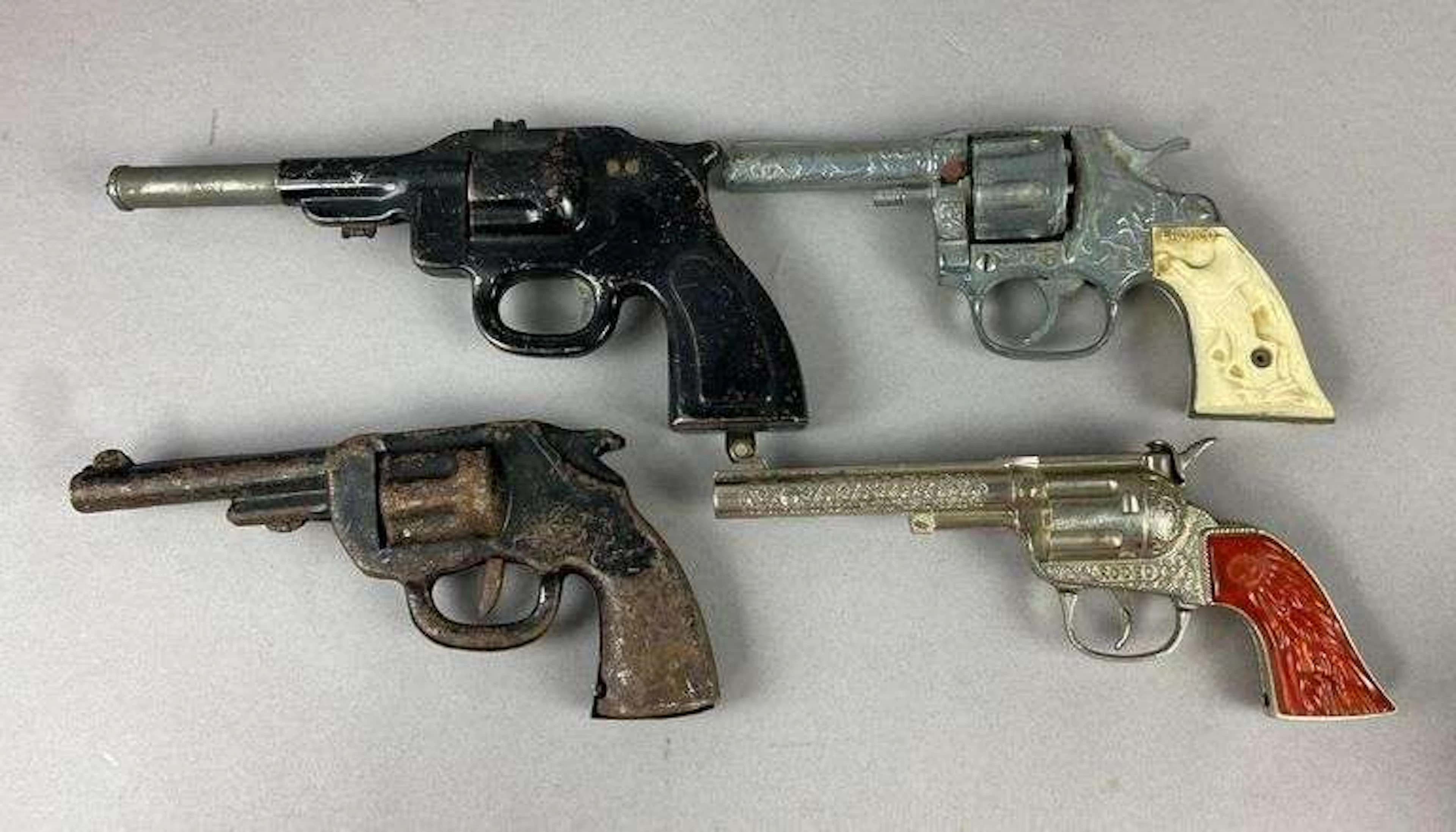 Group of 4 Vintage 1950’s Cap Gun Revolvers
