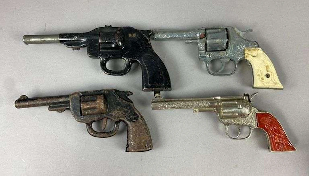 Group of 4 Vintage 1950’s Cap Gun Revolvers