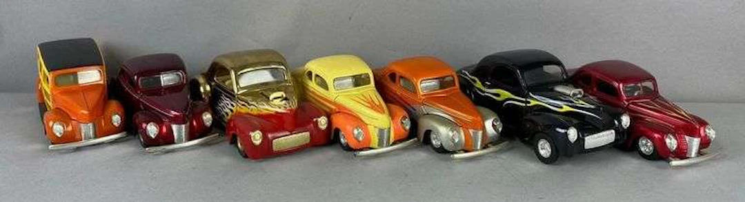 Group of 7 1997 Racing Champions 1941 Jeep Willy Die-Cast Vehicles