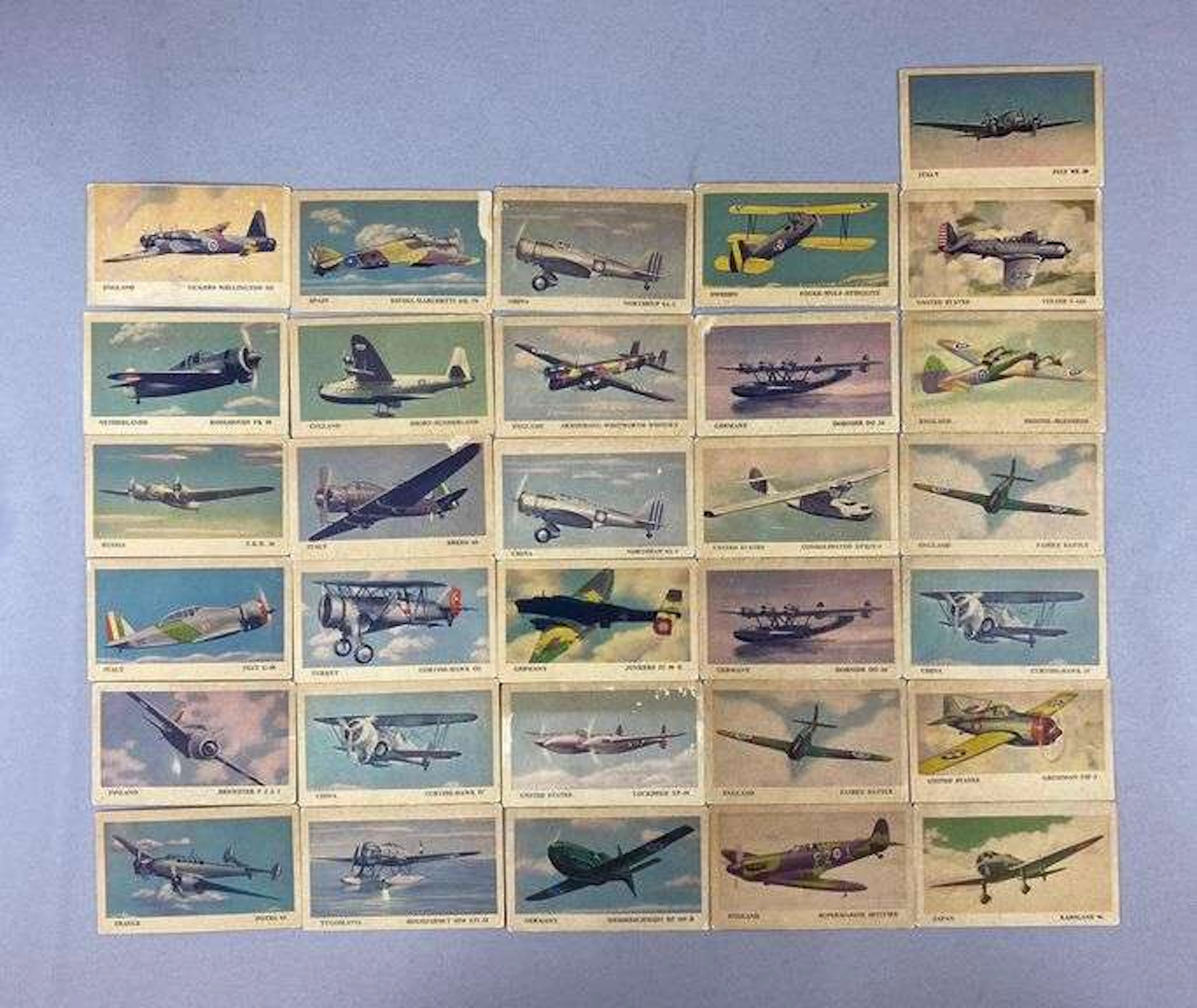 WW2 1940’s Wings Cigarette Airplane Trading Cards