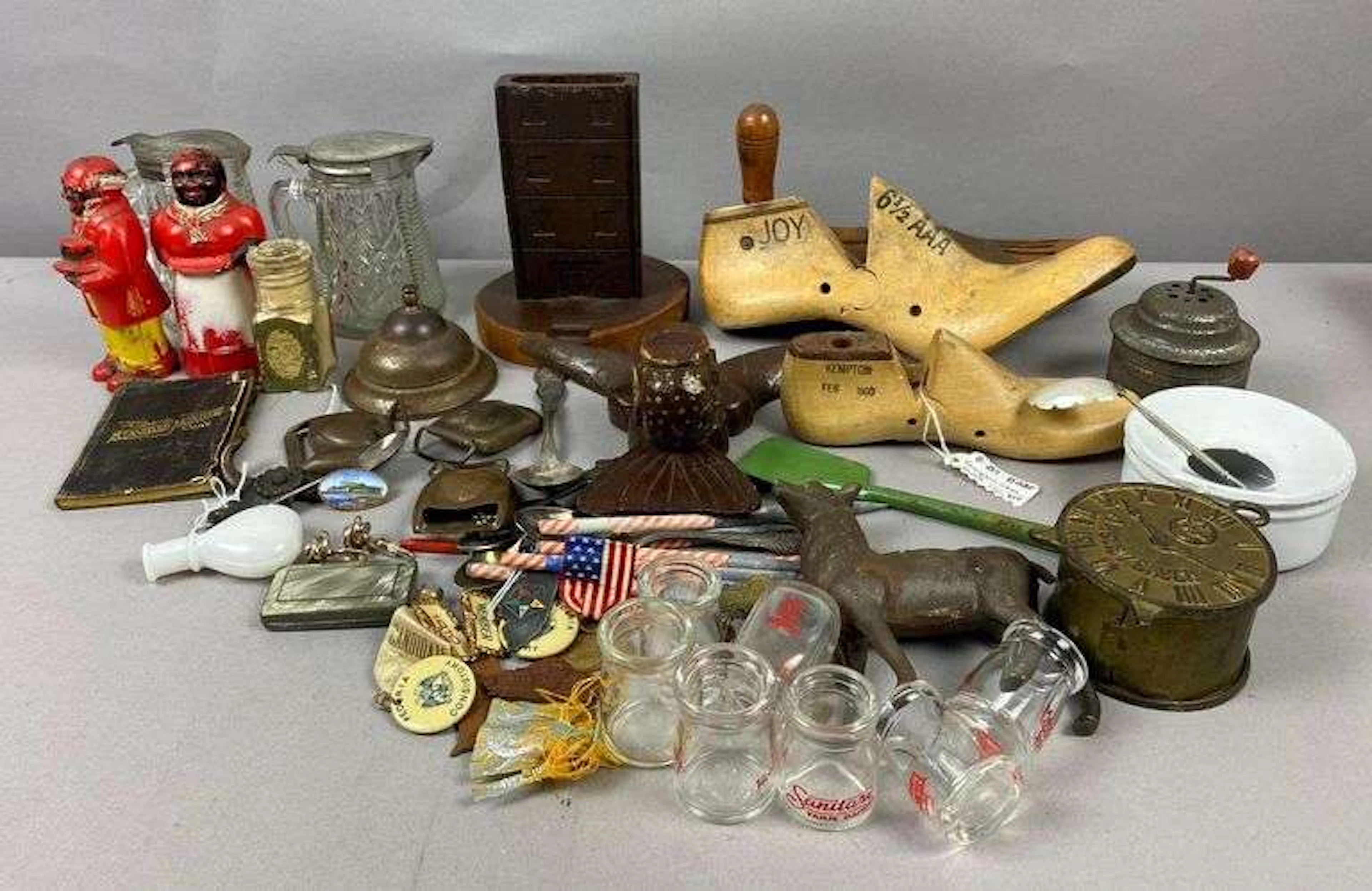 Group of Vintage Americana Items