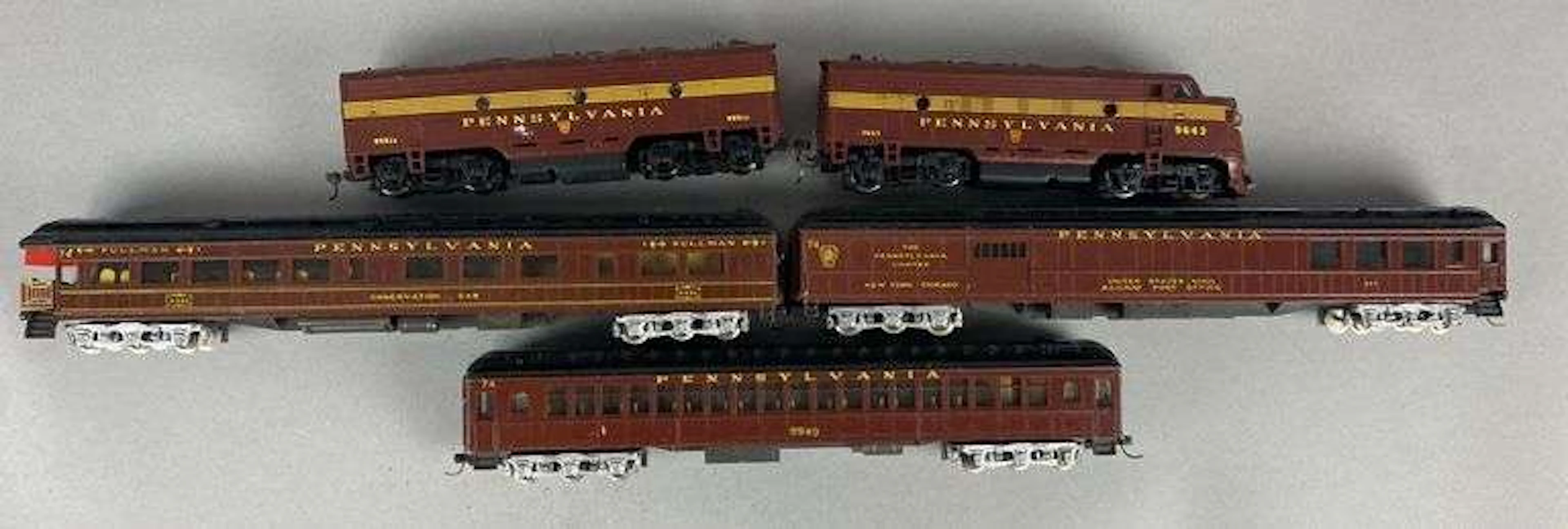 Group of 5 Bachmann Trains HO Scale Pennsylvania Diesel Locomotive Set