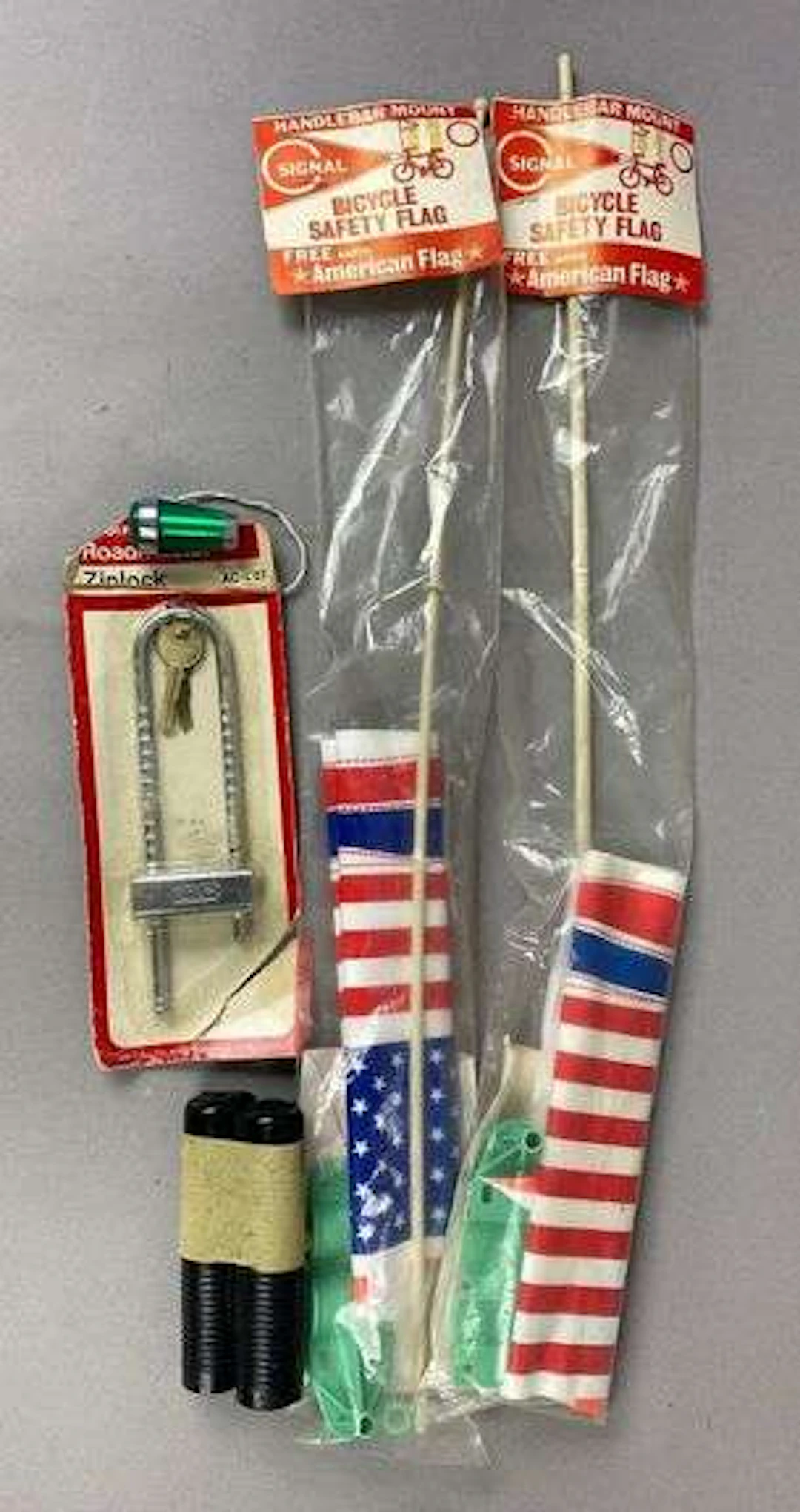 Group of 5 Vintage Patriotic Child Bicycle Gear and More