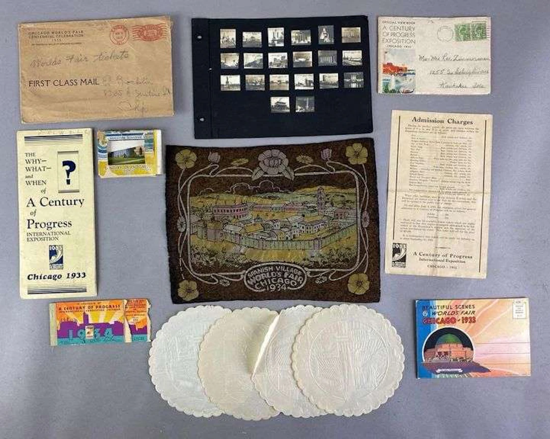 Group of 1933/1935 Chicago Worlds Fair Ephemera