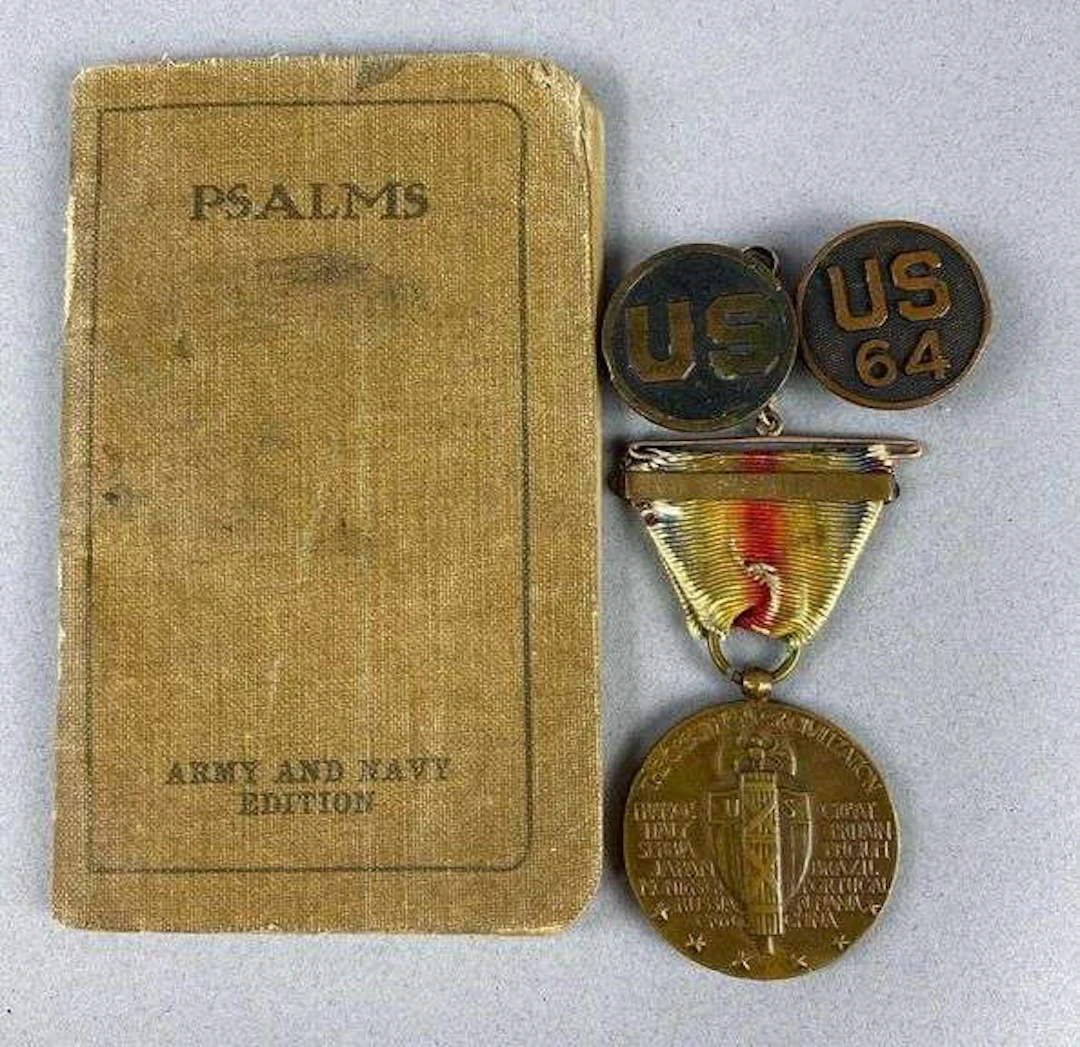 Group of 4 WW1 US Army Illinois Items and More