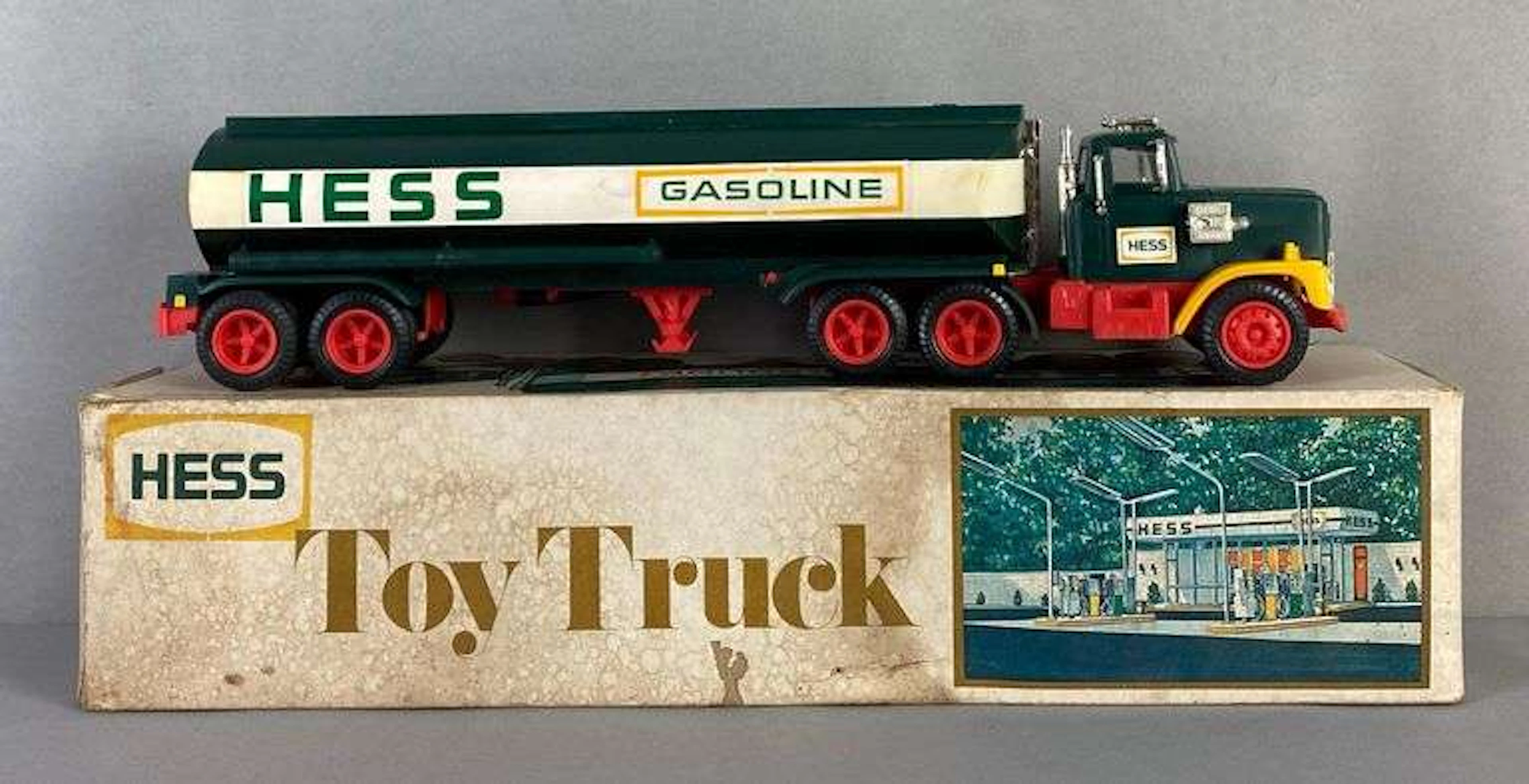 1977 Amerada Hess Gasoline Tanker Toy Truck