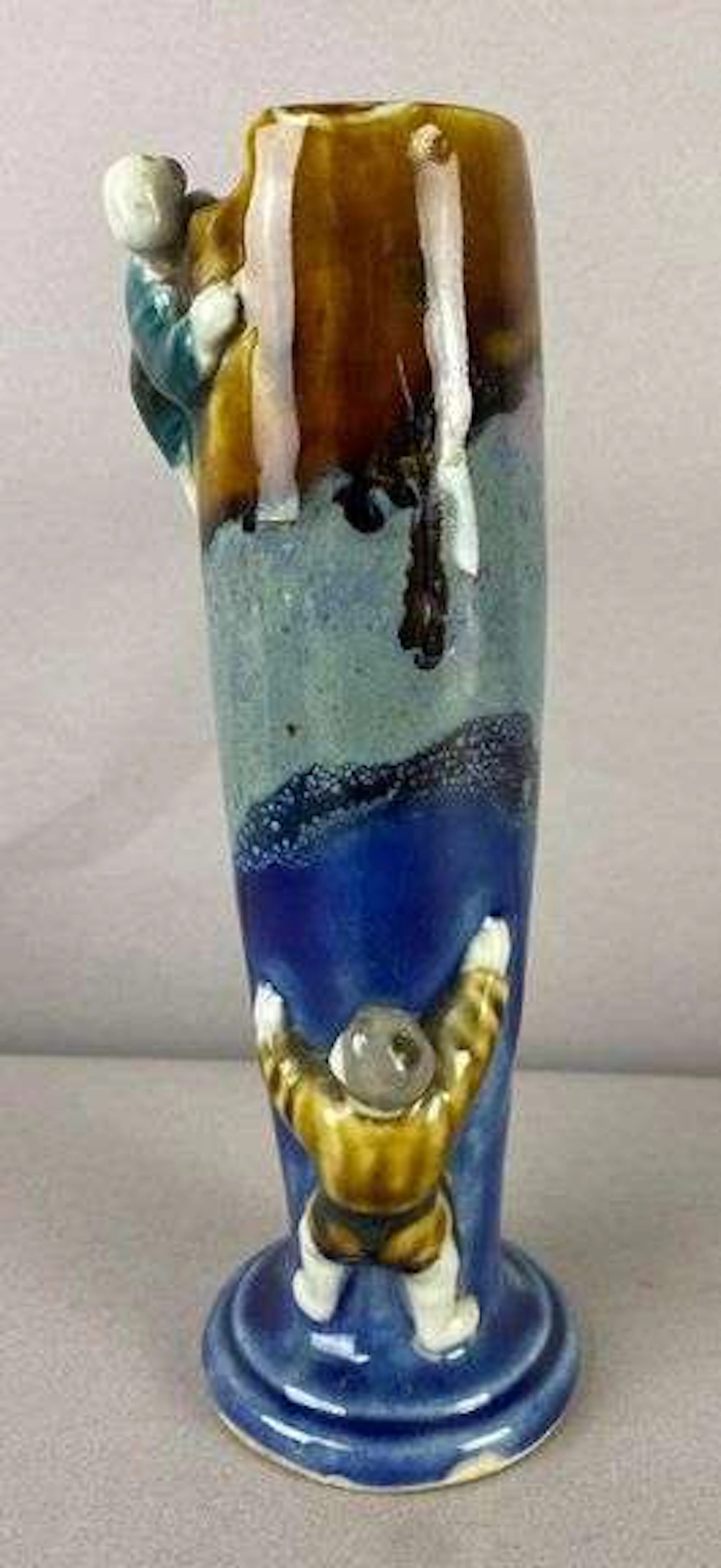 Antique Japanese Sumida Gawa Glazed Ceramic Karako Spill Vase