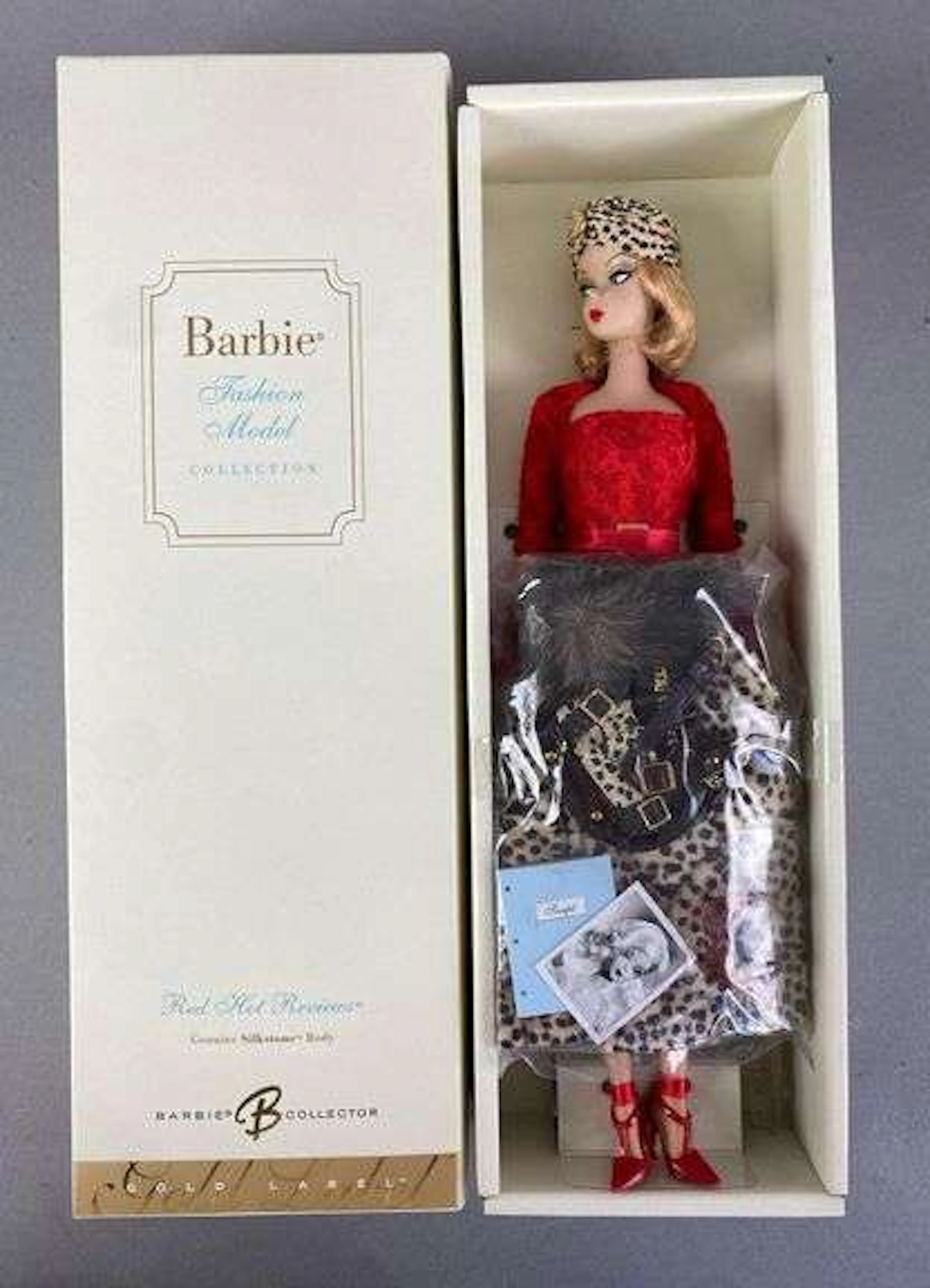 2006 Mattel Silkstone Barbie Red Hot Reviews Fashion Doll