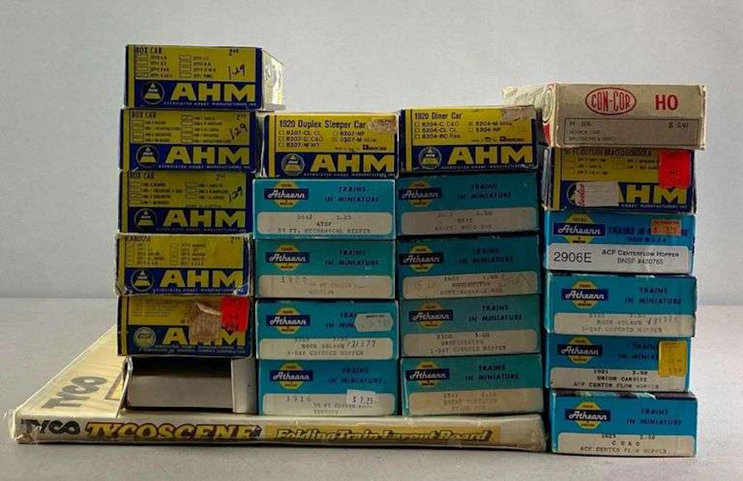 Group of HO Scale Model Train Cars and More