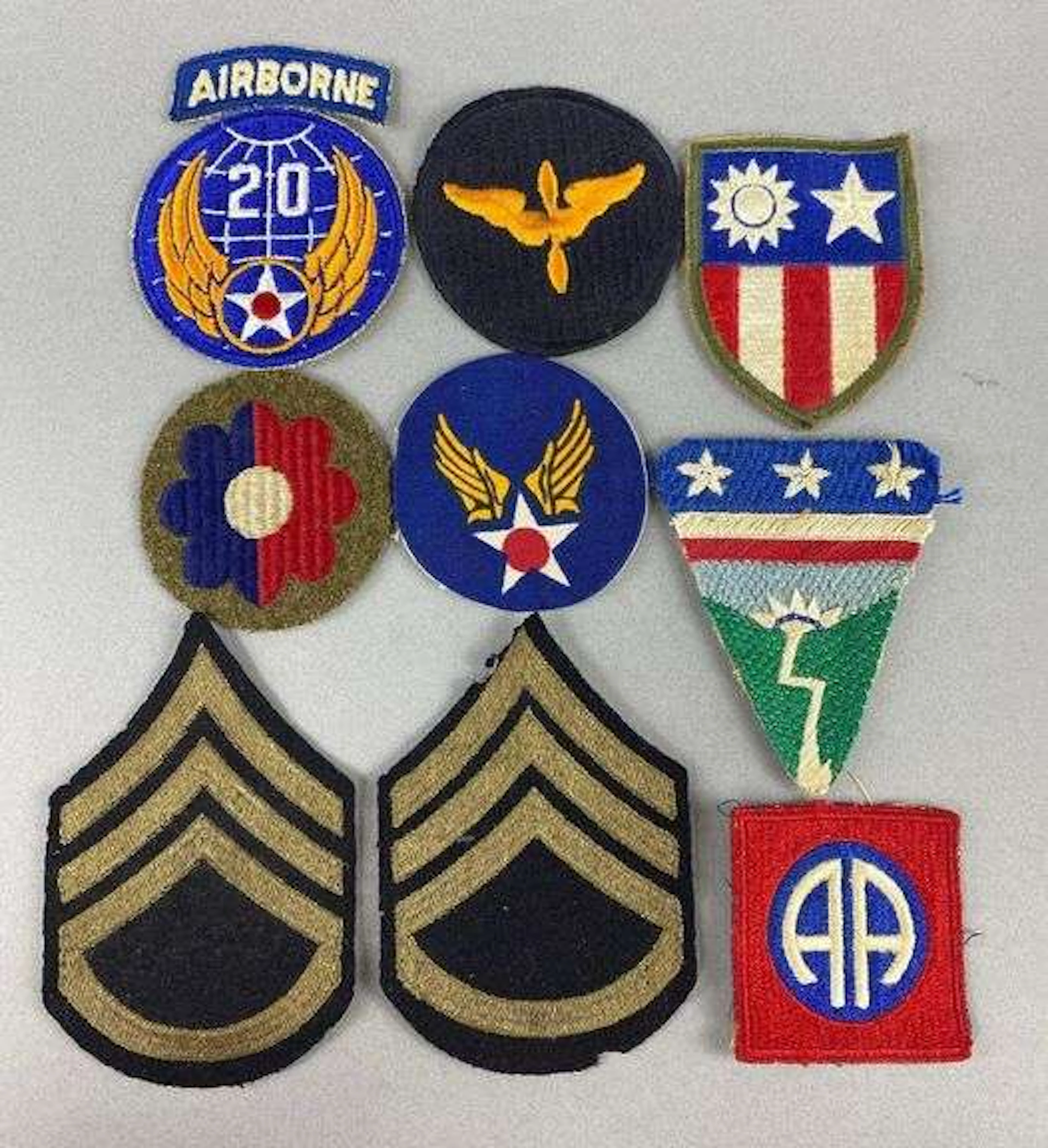 Group of 10 WW2 US Airborne Patches and More