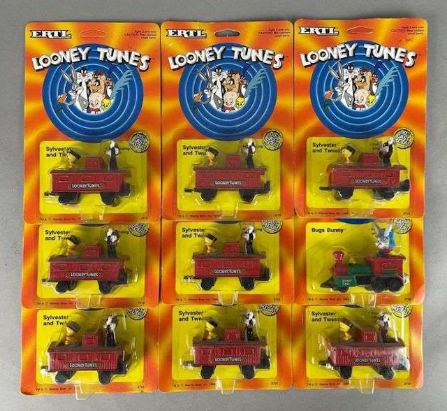 Group of Ertl Looney Tunes Die-Cast Character Train Cars