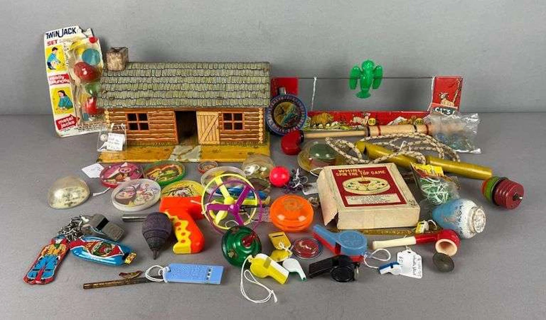 Group of Vintage Novelty Toys and More