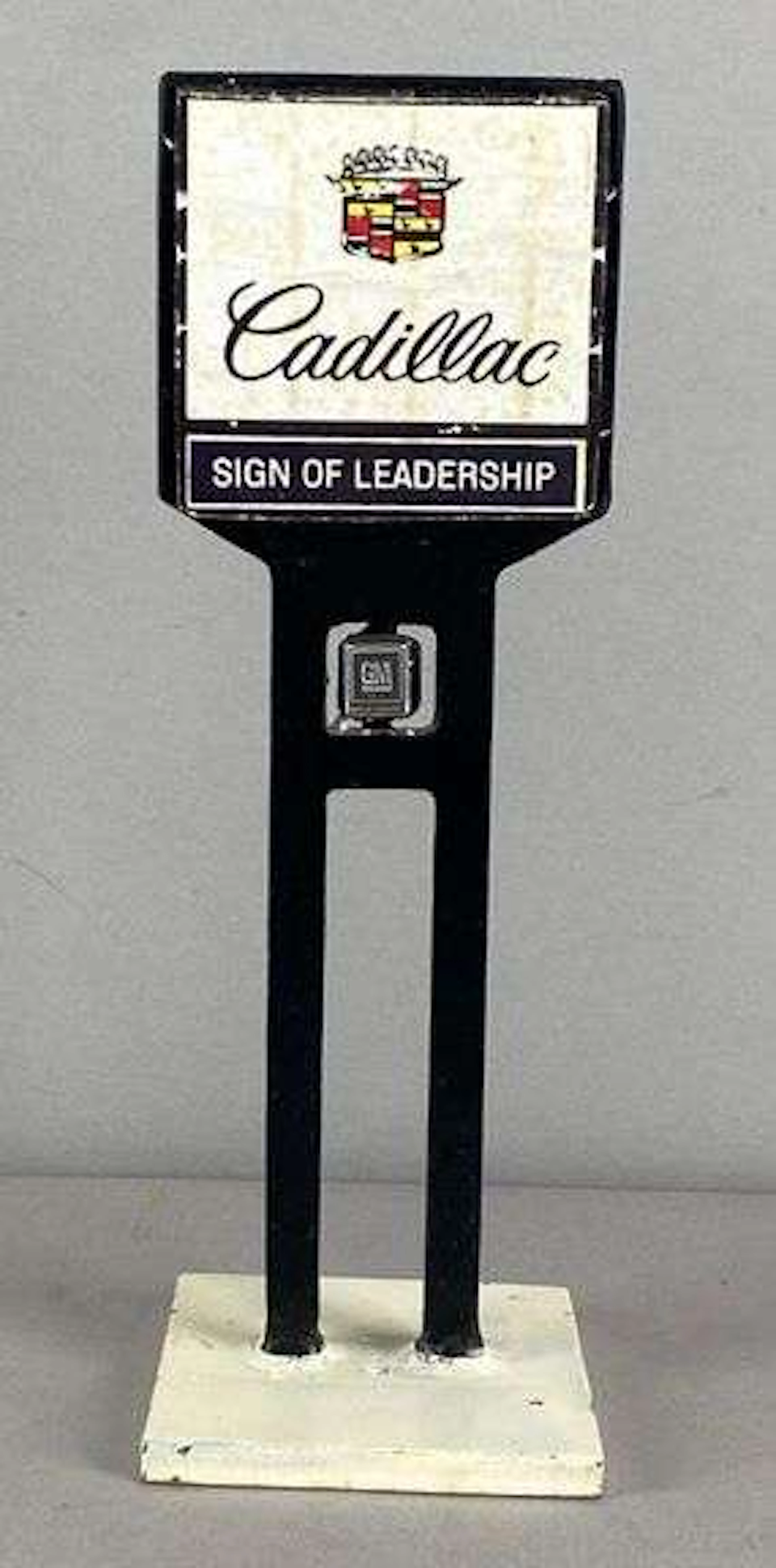 Handmade GM Cadilliac Sign Of Leadership Cast Iron Sign