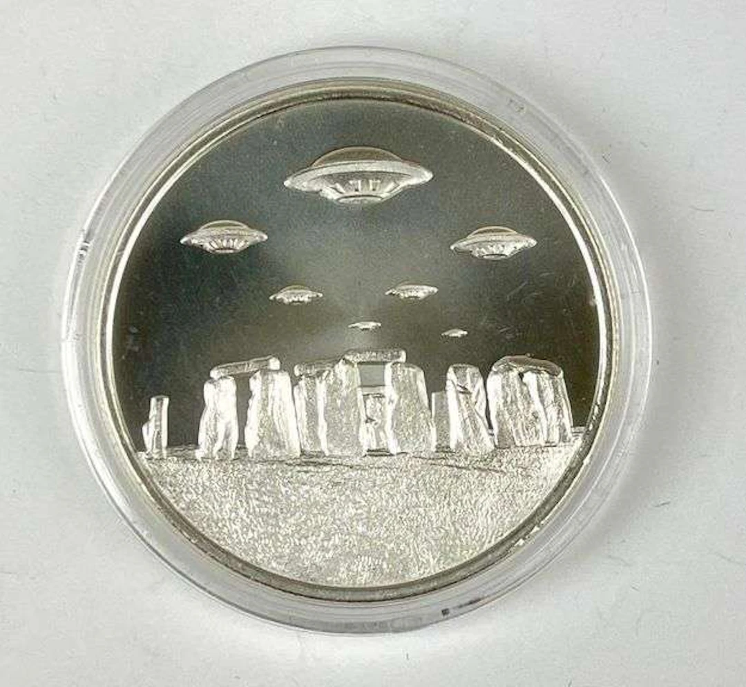 2022 Intaglio Mint UFO Over Stone Henge 1 oz .999 Fine Silver Round