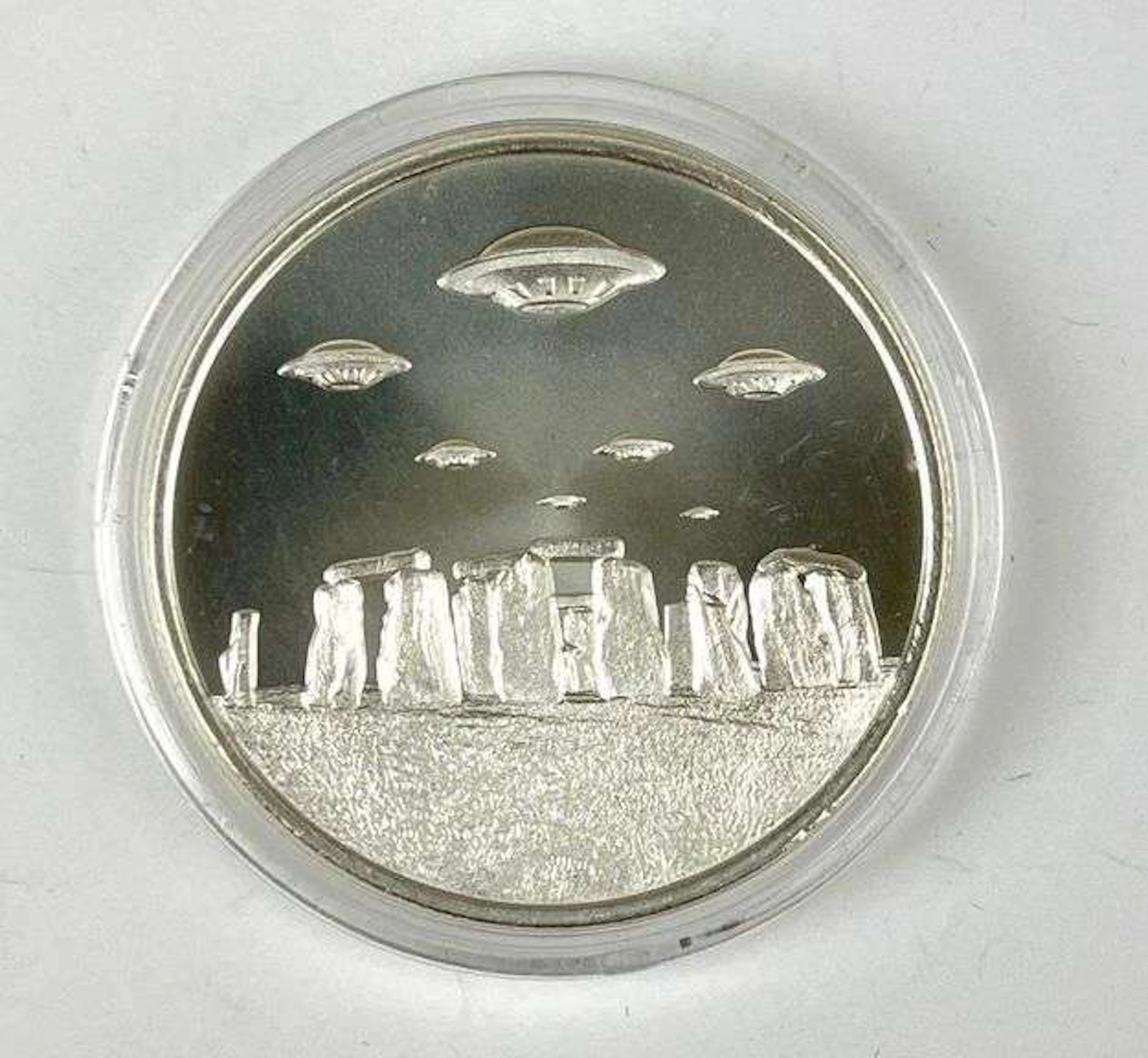 2022 Intaglio Mint UFO Over Stone Henge 1 oz .999 Fine Silver Round