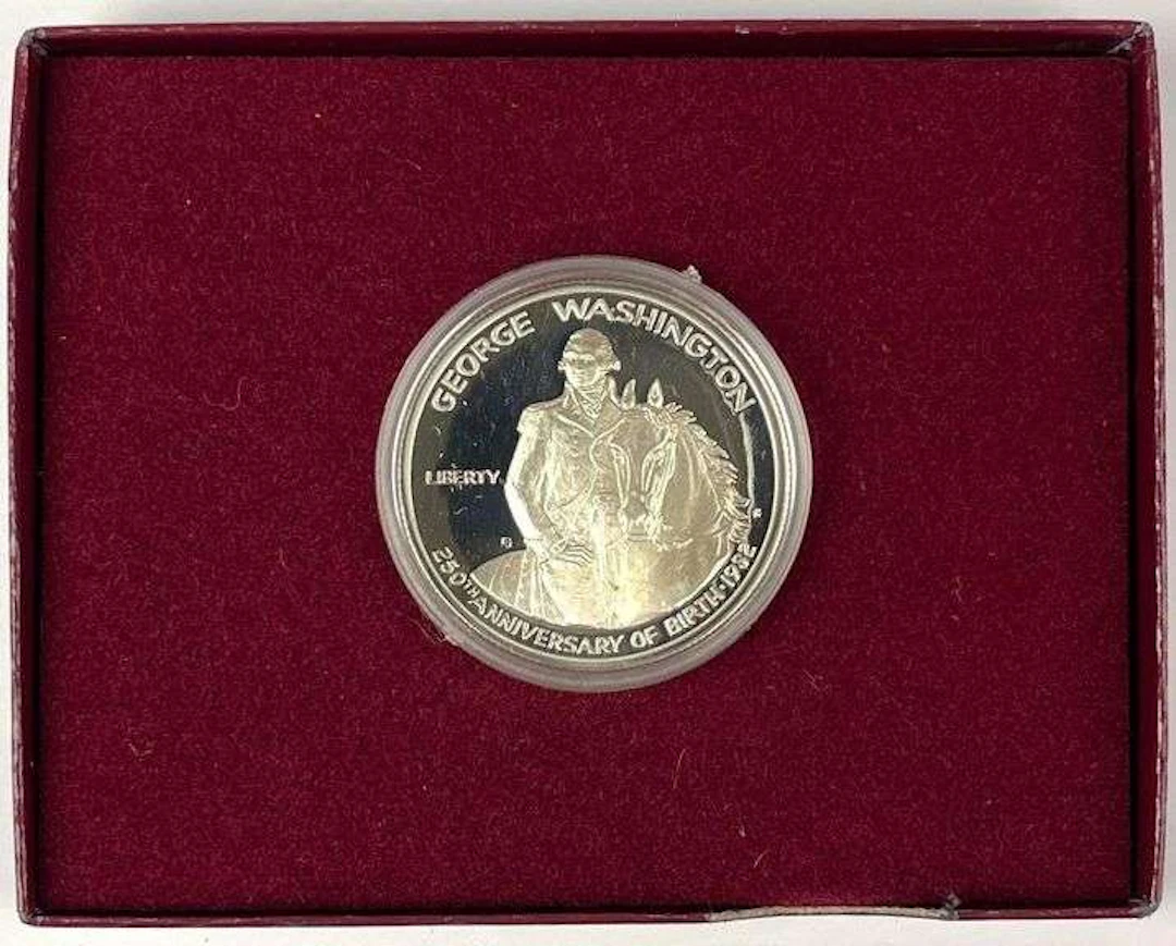 1982 US Mint George Washington 90% Silver Commemorative Half Dollar Proof Coin