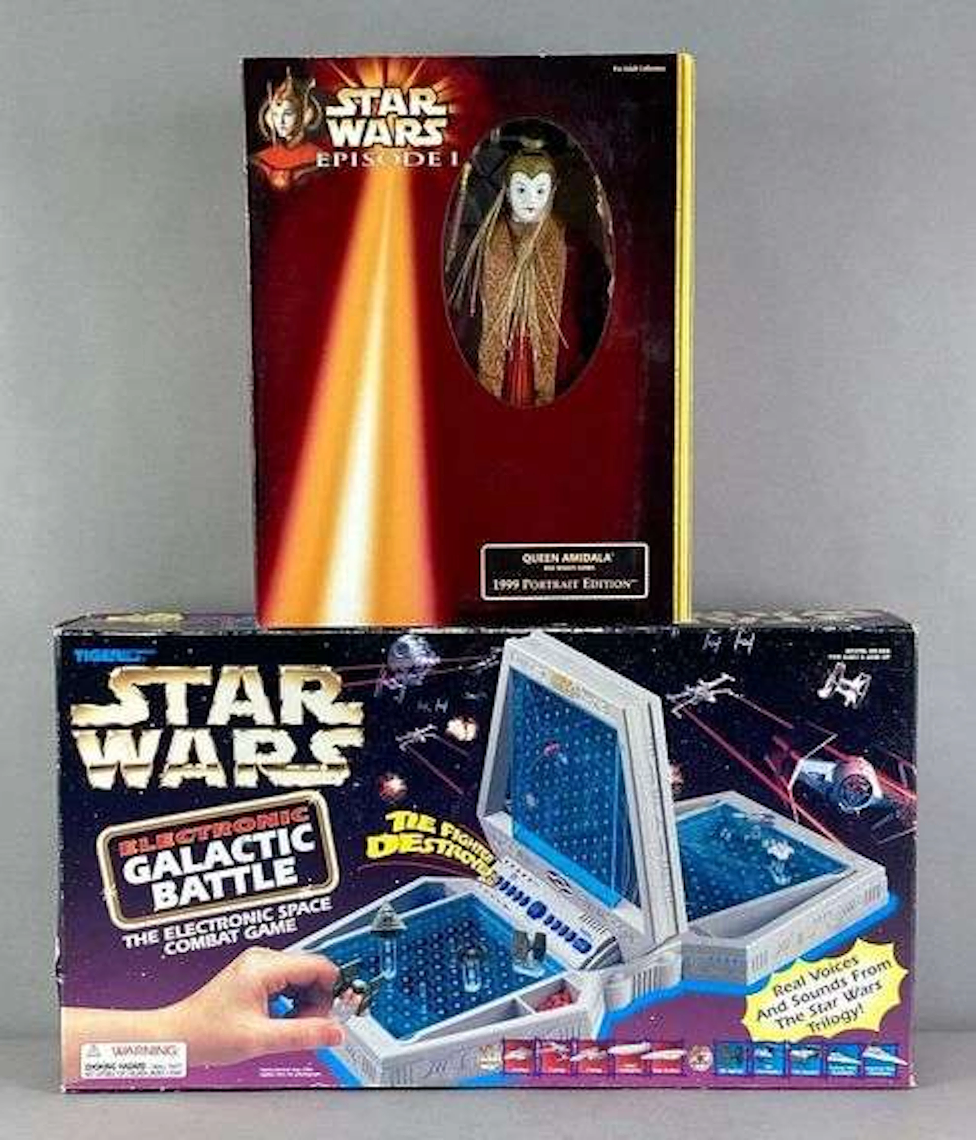 Group of 2 Star Wars Items