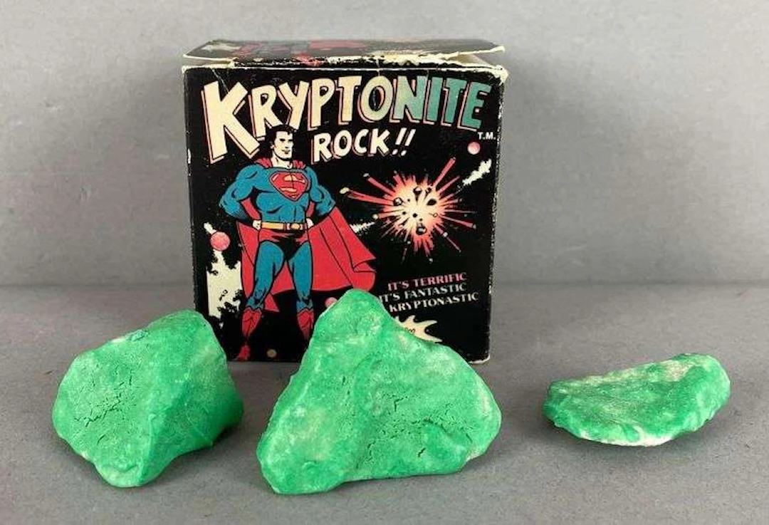 1977 Pro Arts DC Comics Glow in the Dark Kryptonite Rocks!!