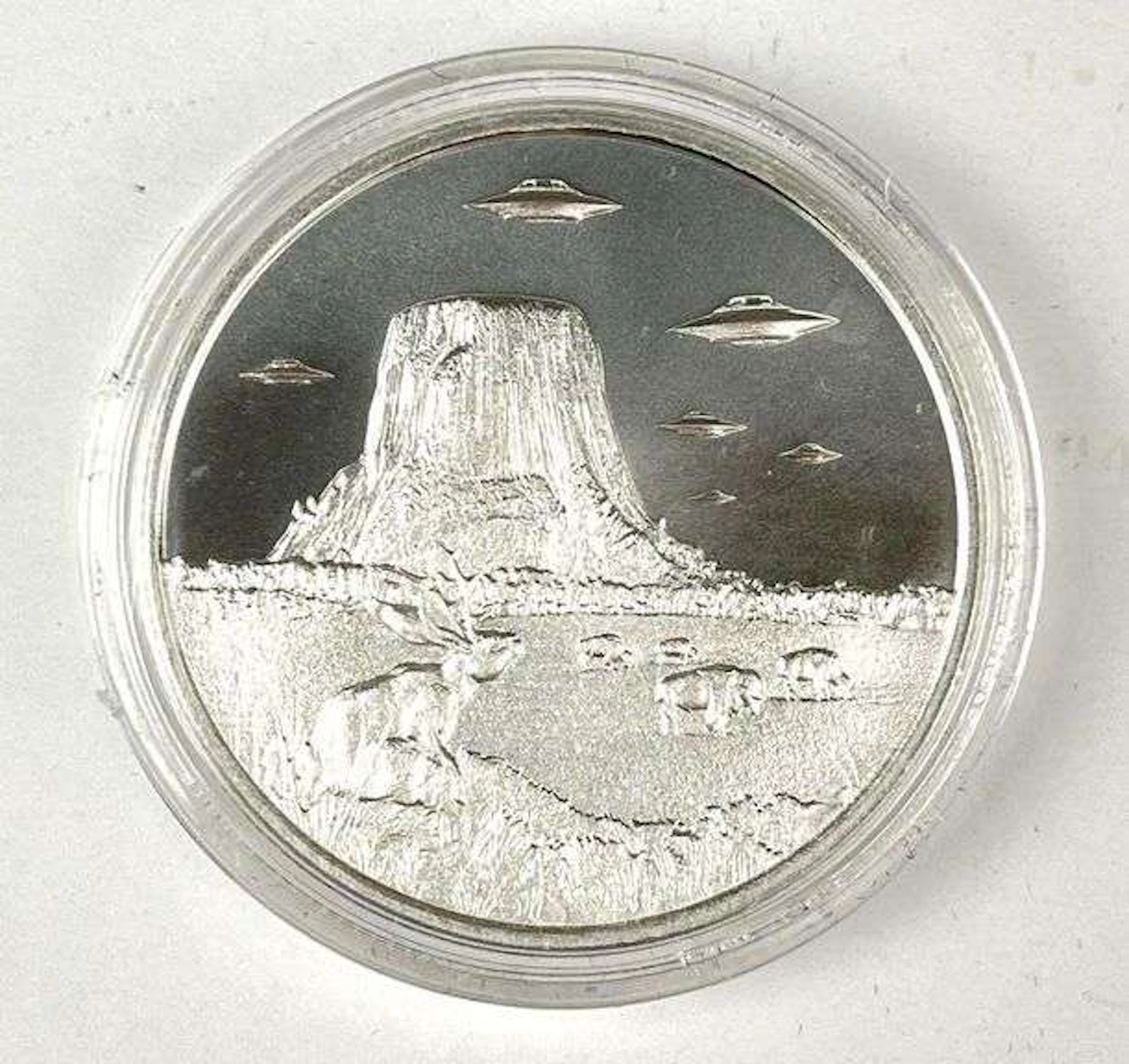 2023 Intaglio Mint UFO Over Devils Tower 1 oz .999 Fine Silver Round