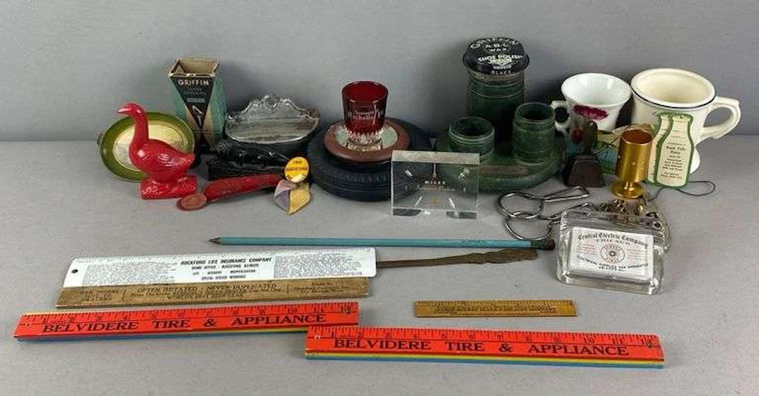 Group of Vintage Illinois Advertising Items