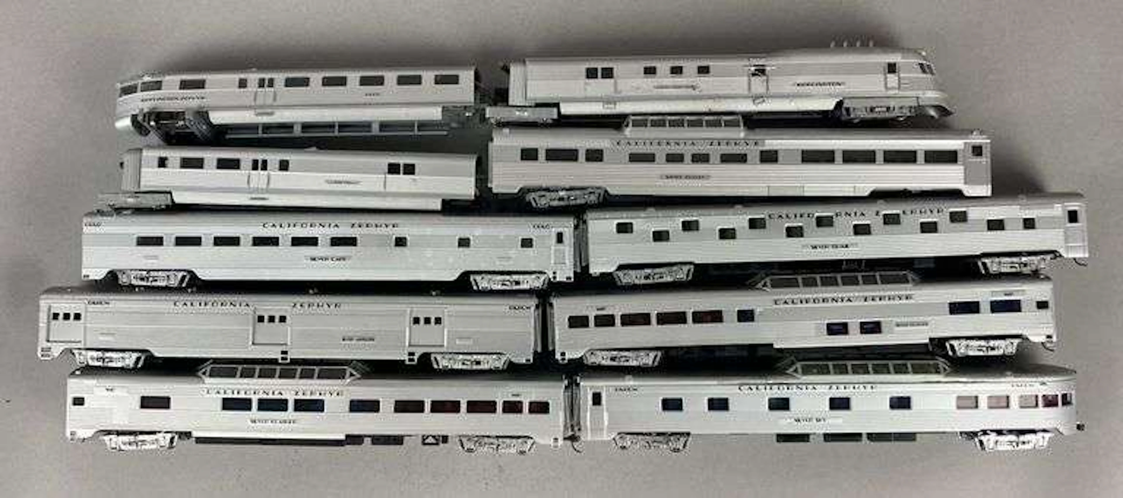 Group of 10 Con-Cor HO Scale California Zephyr Train Cars
