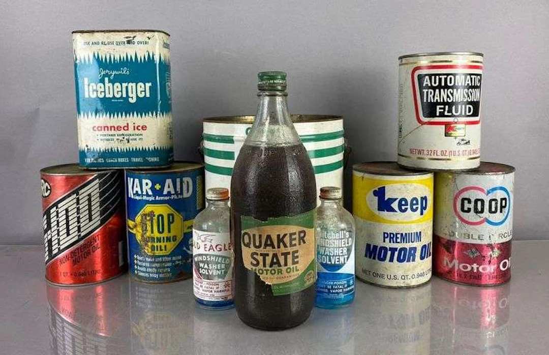 Group of Vintage Sealed Oil Advertising 1 Quart Cans and More