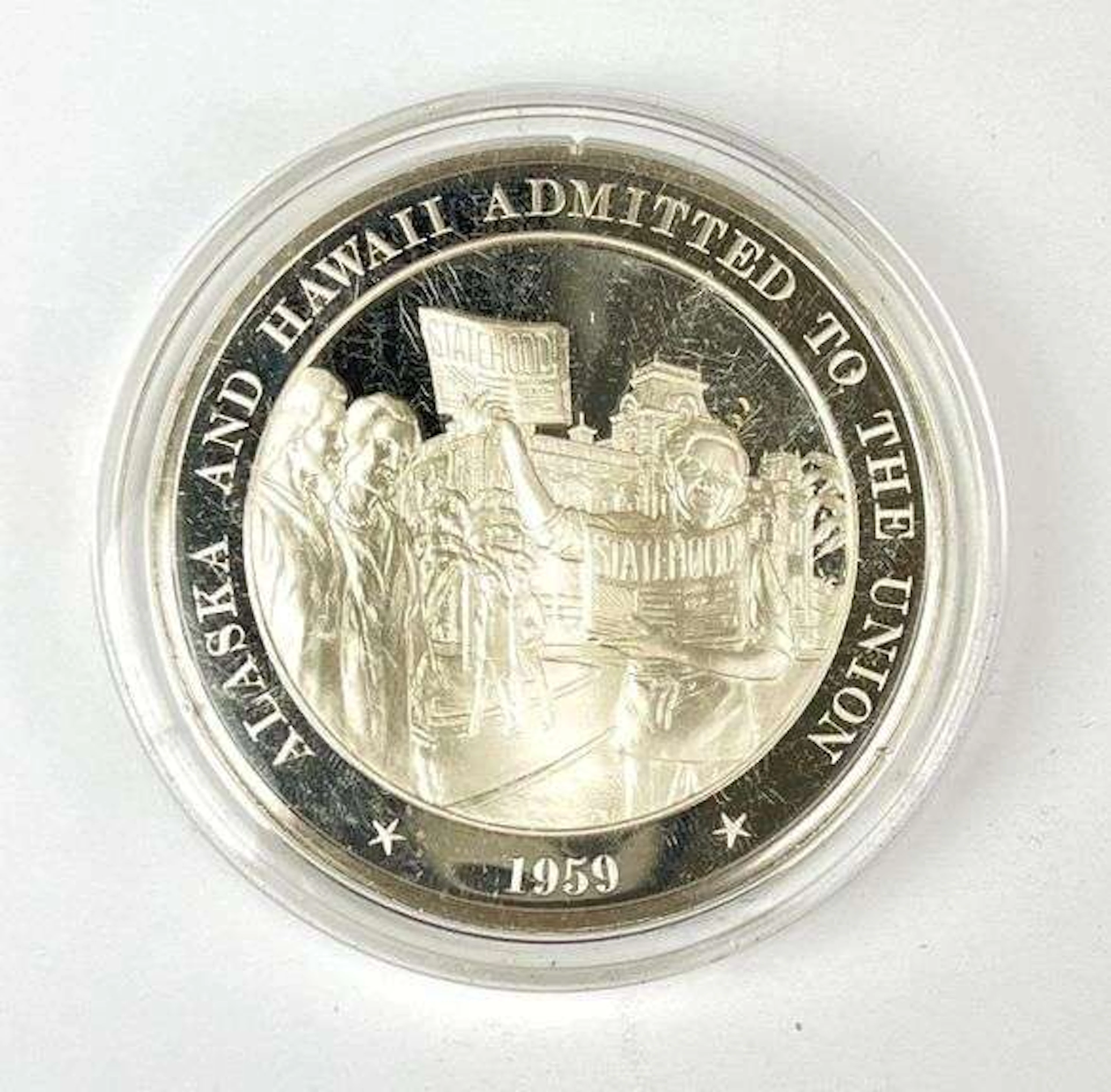 1975 The Franklin Mint Alaska and Hawaii Admitted to the Union 1.30