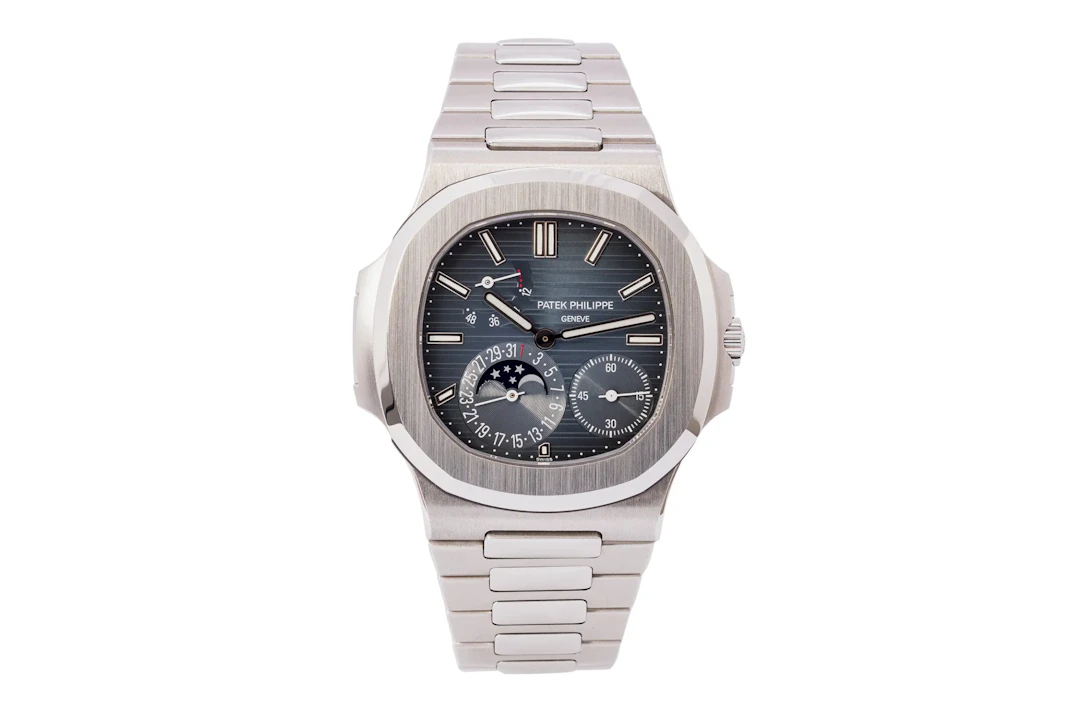 Patek Philippe Nautilus Ref. 5712/1A-001 (POA) - Maunder Watch Co.