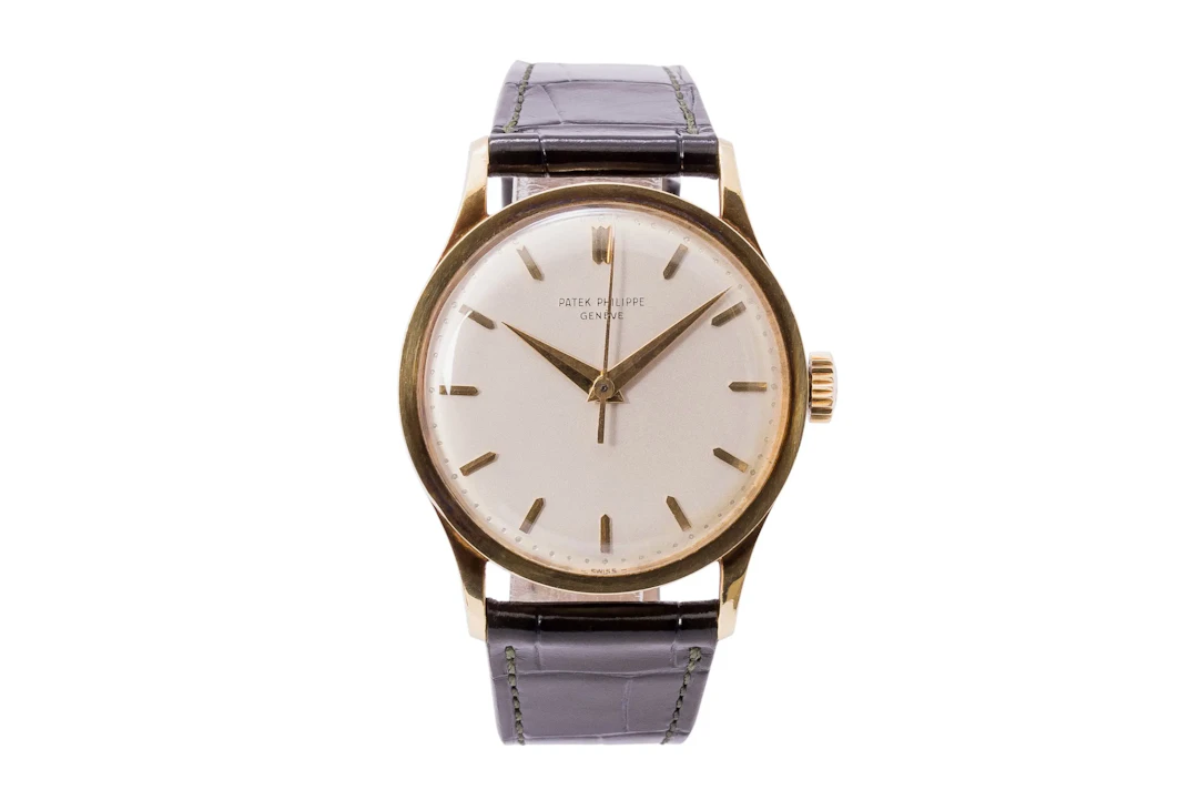 Patek Philippe Calatrava Ref. 570 - Maunder Watch Co.