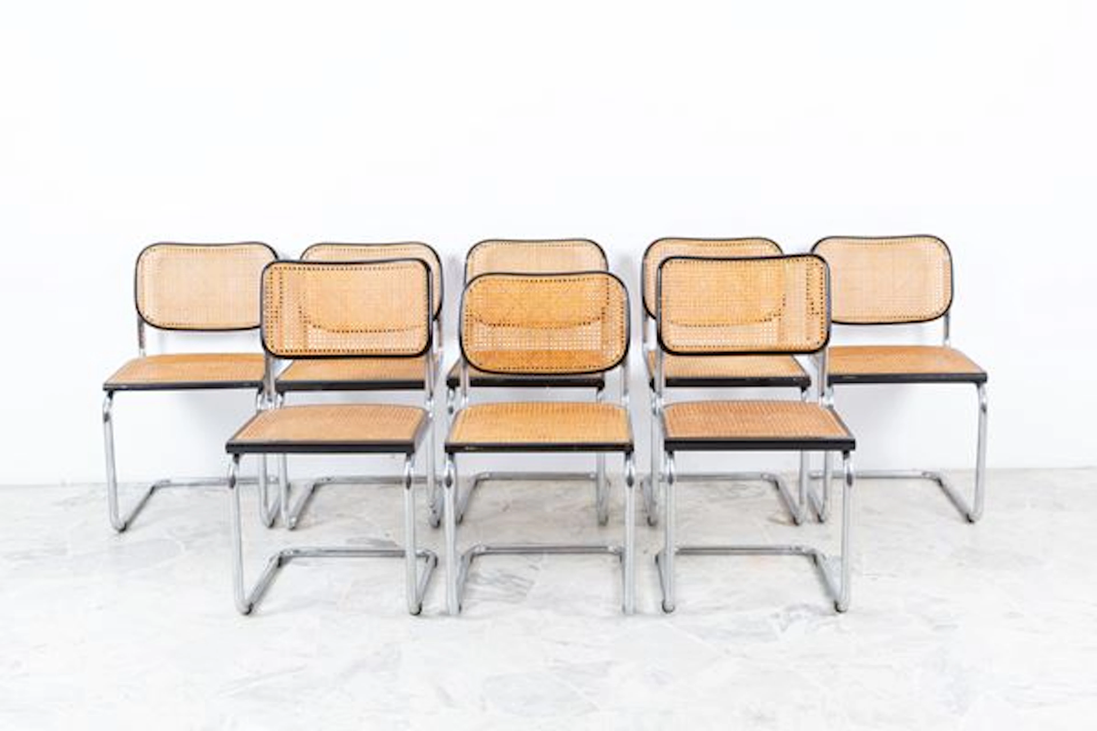 MARCEL BREUER : Eight chairs, six of which are Cesca model - Auction