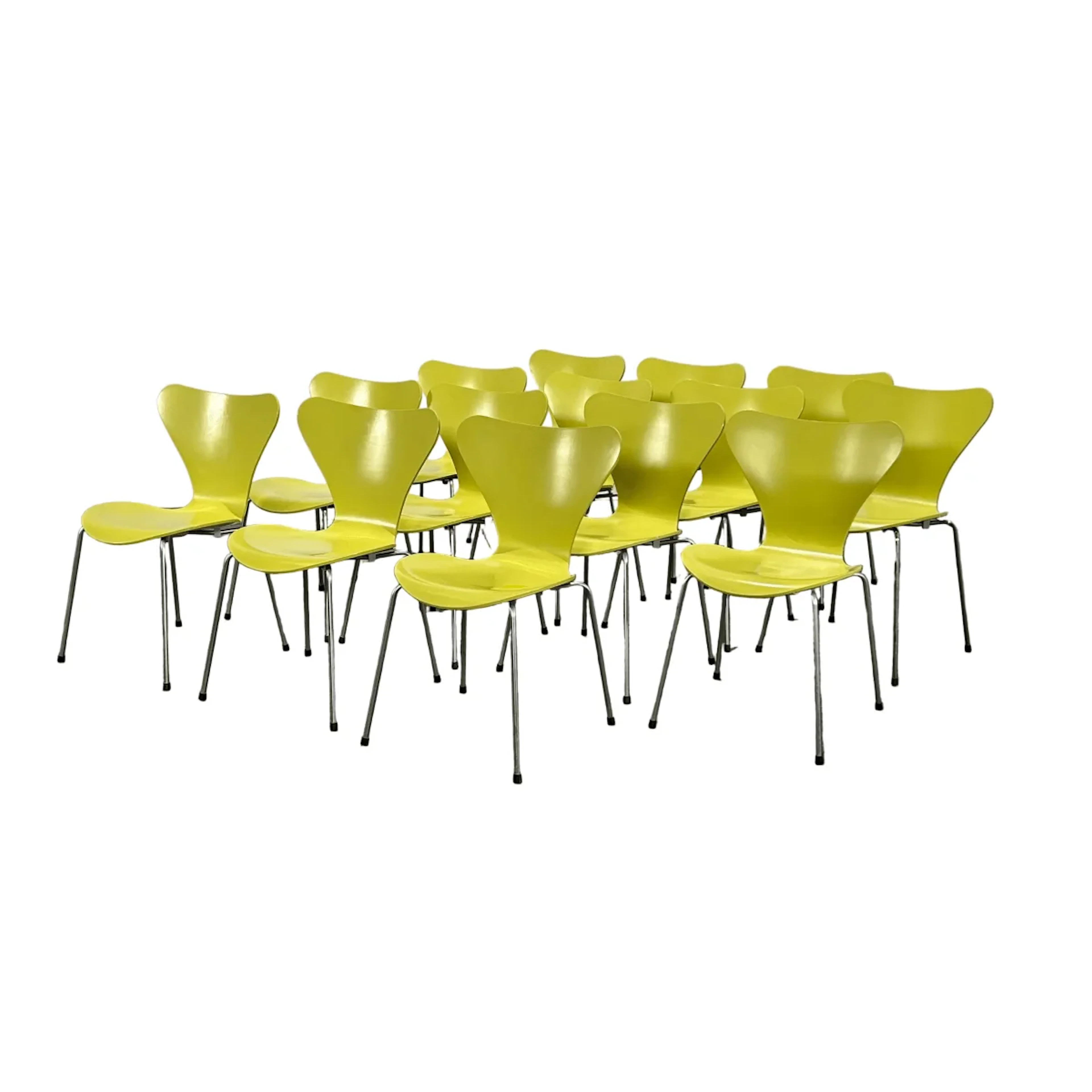 Fritz Hansen Lime Citron Series 7 Dining Chairs by Arne Jacobsen, Set of Four
