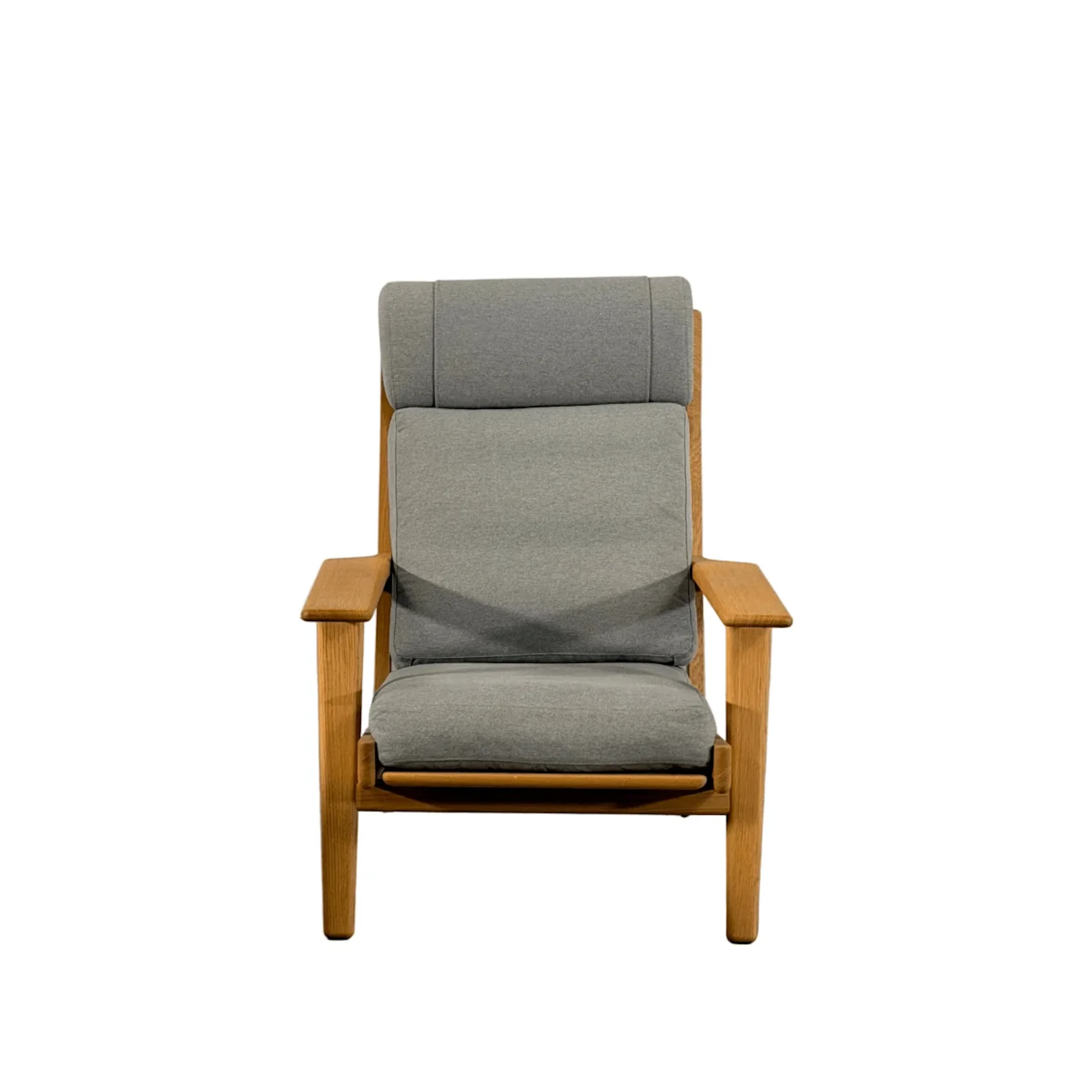 GE-290A Lounge Chair by Hans J. Wegner