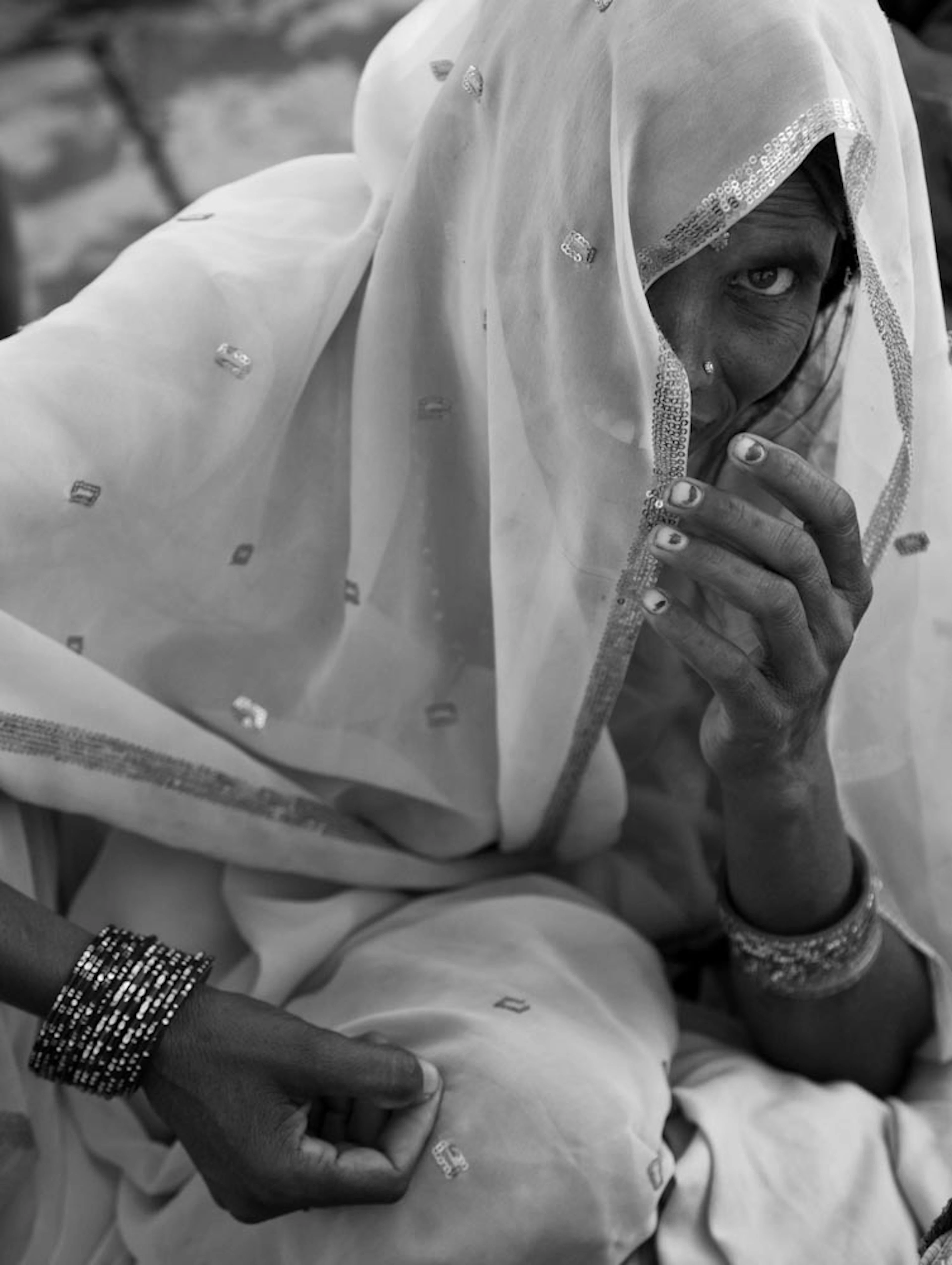 Shy Eye, Benaras, 2008