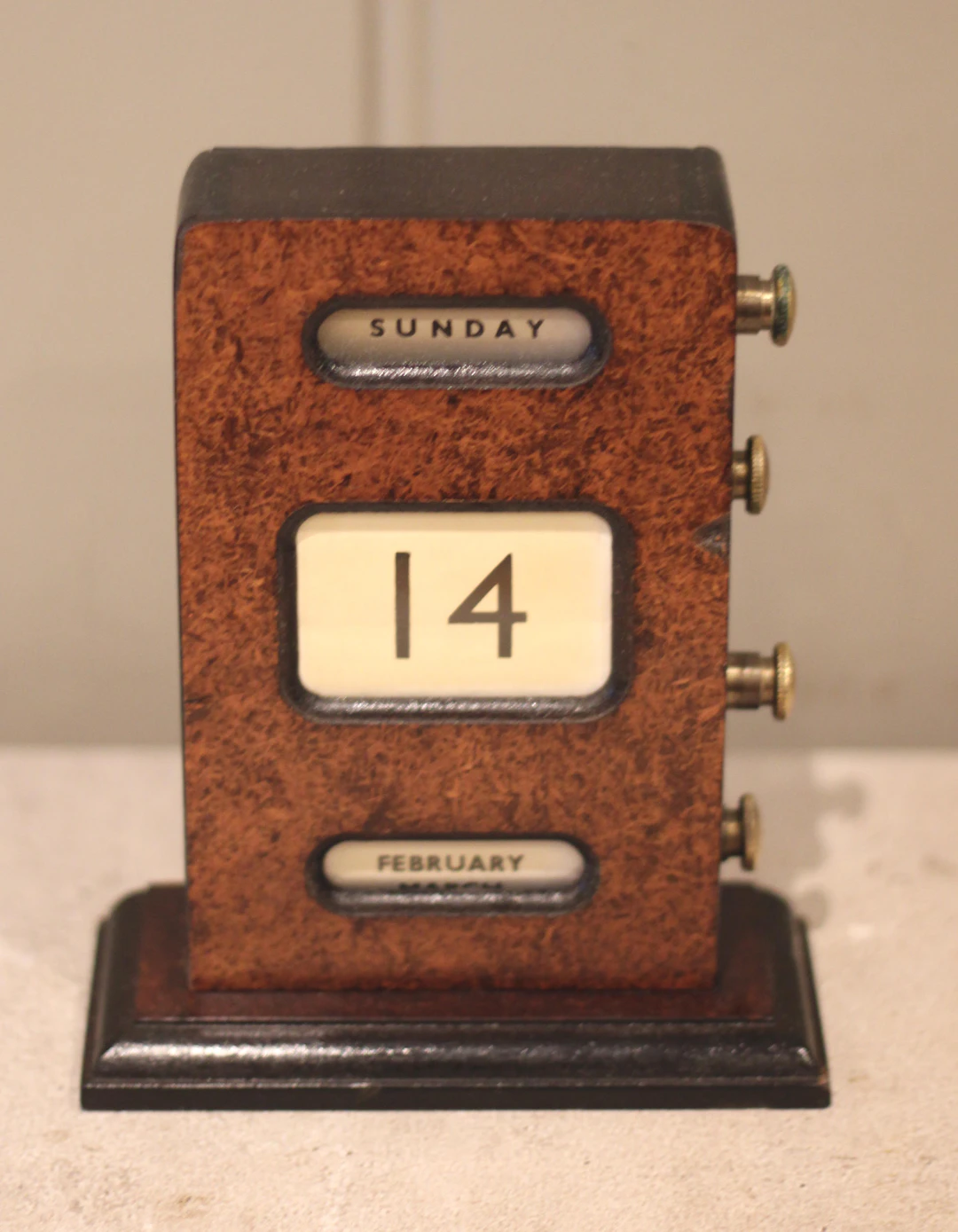 Art Deco Burr Walnut Desk Calendar