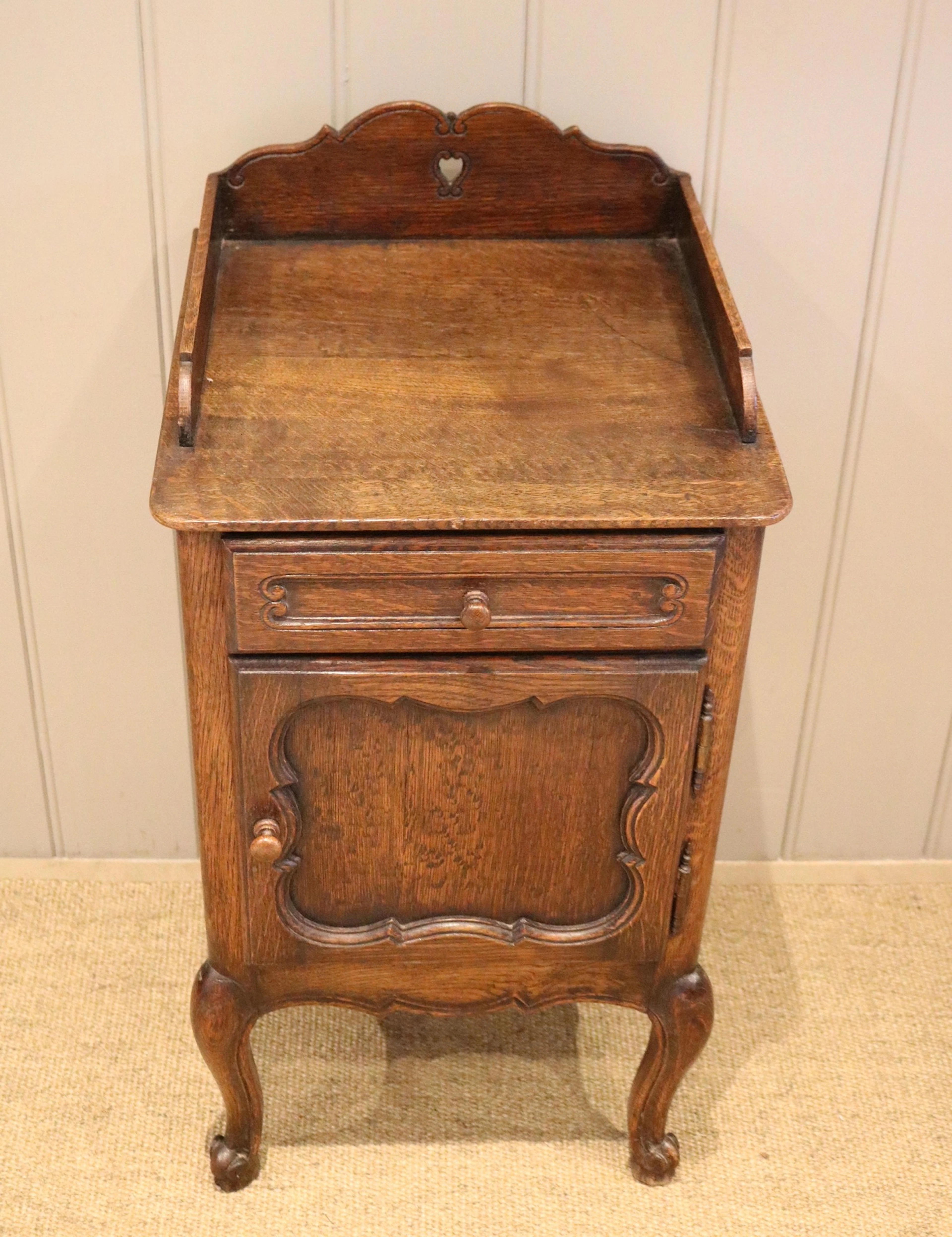 Solid Oak Bedside Cabinet