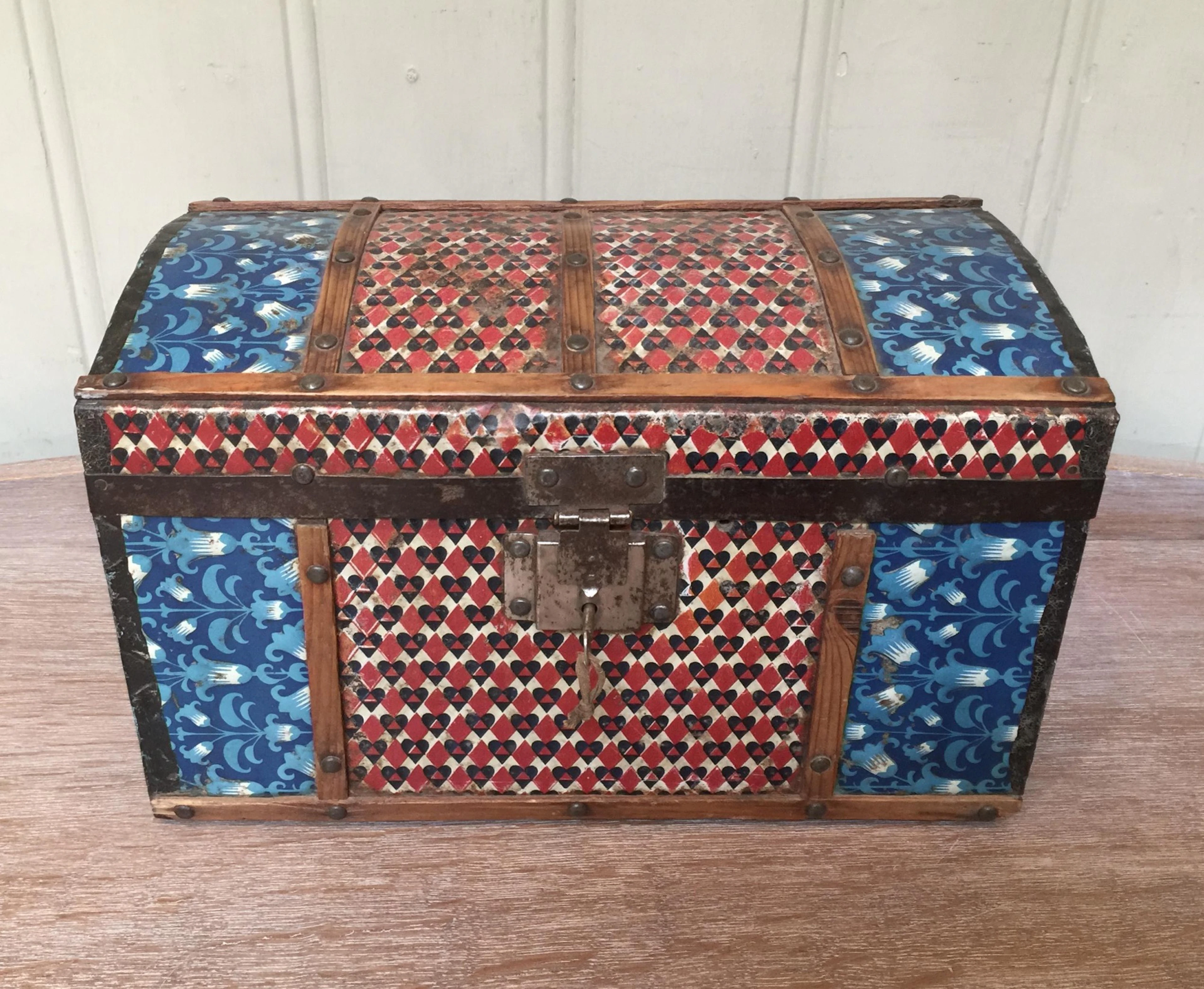 Colonial Dome Top Tin Casket