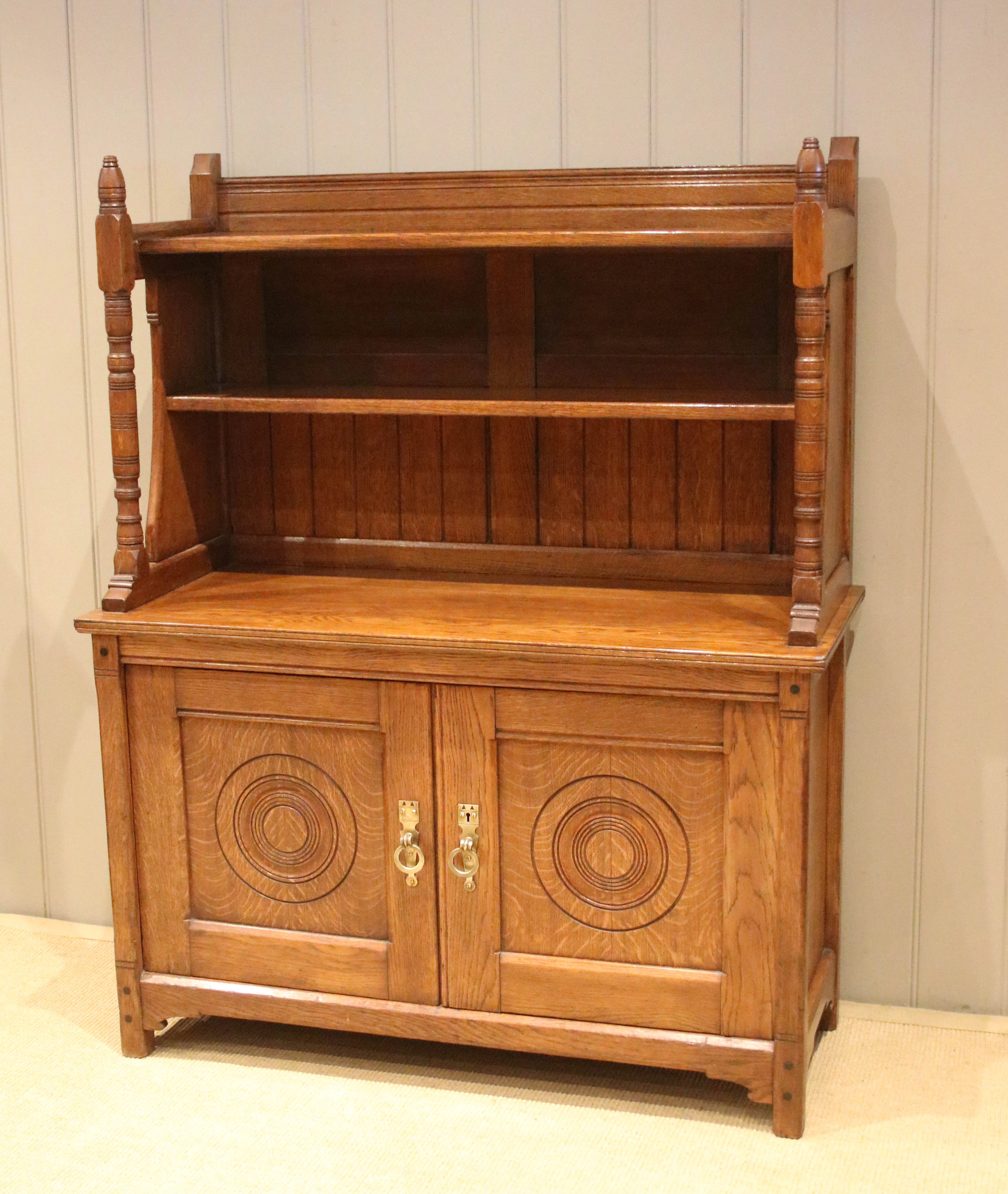 Arts & Crafts Oak Side Cabinet