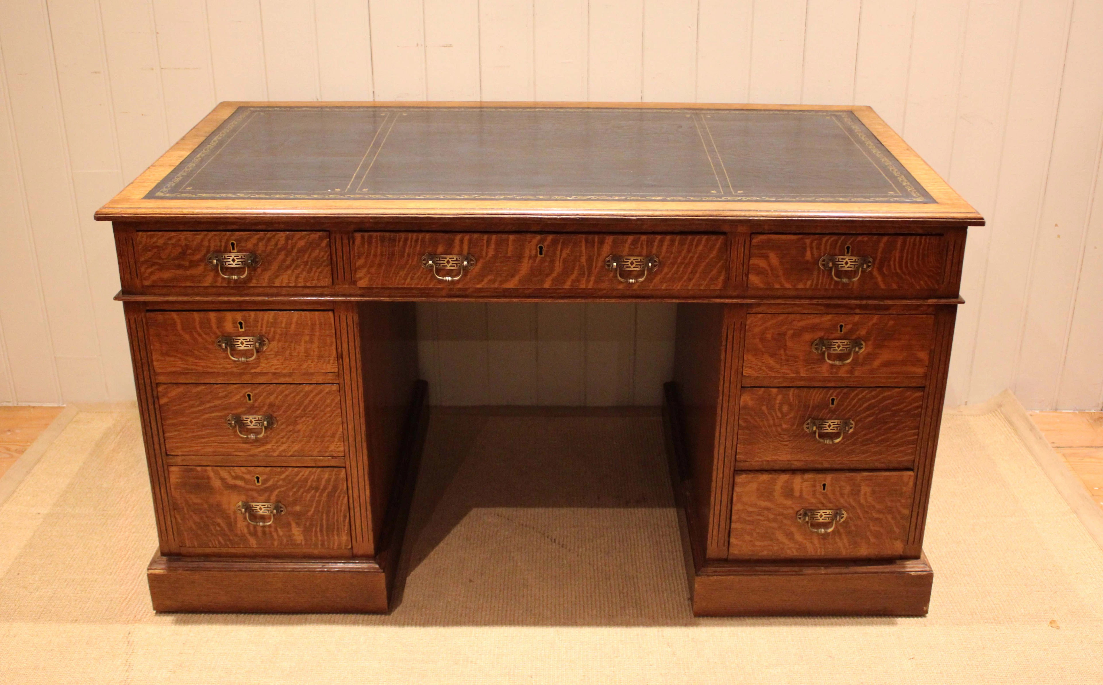 Large Edwardian Figured Oak Pedestal Desk