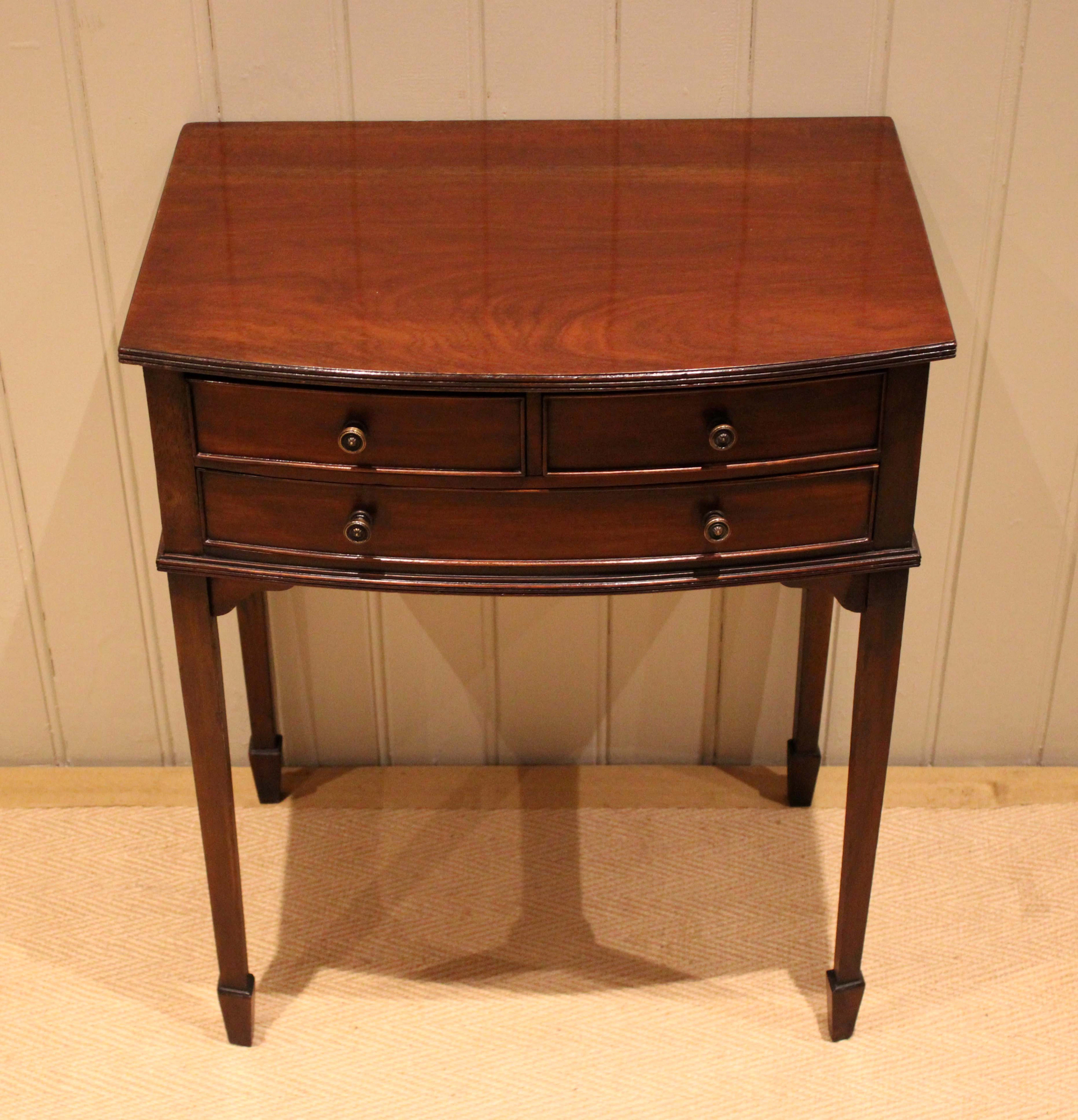 Edwardian Mahogany Bow Front Side Table