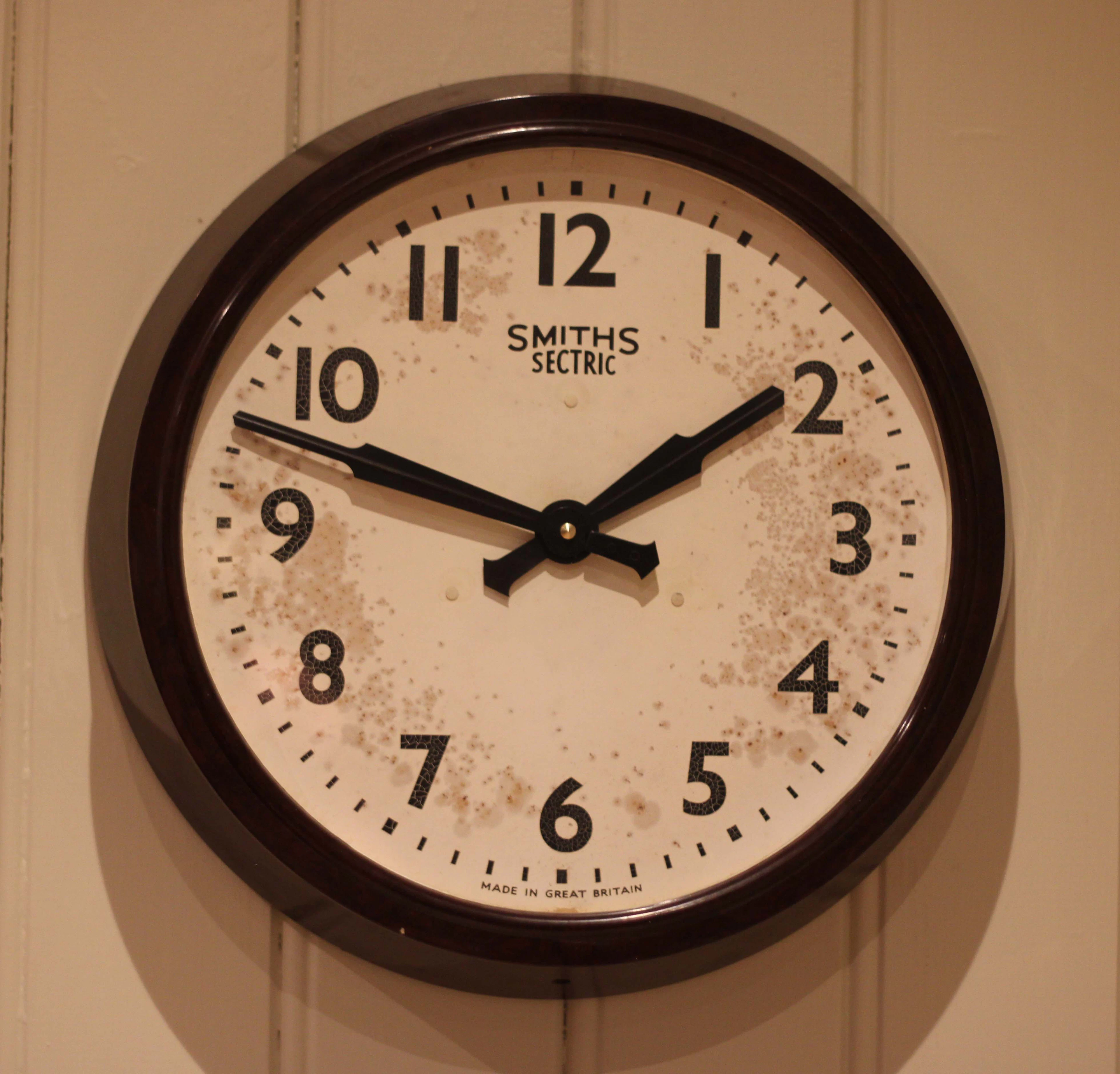 Original Bakelite Wall Clock