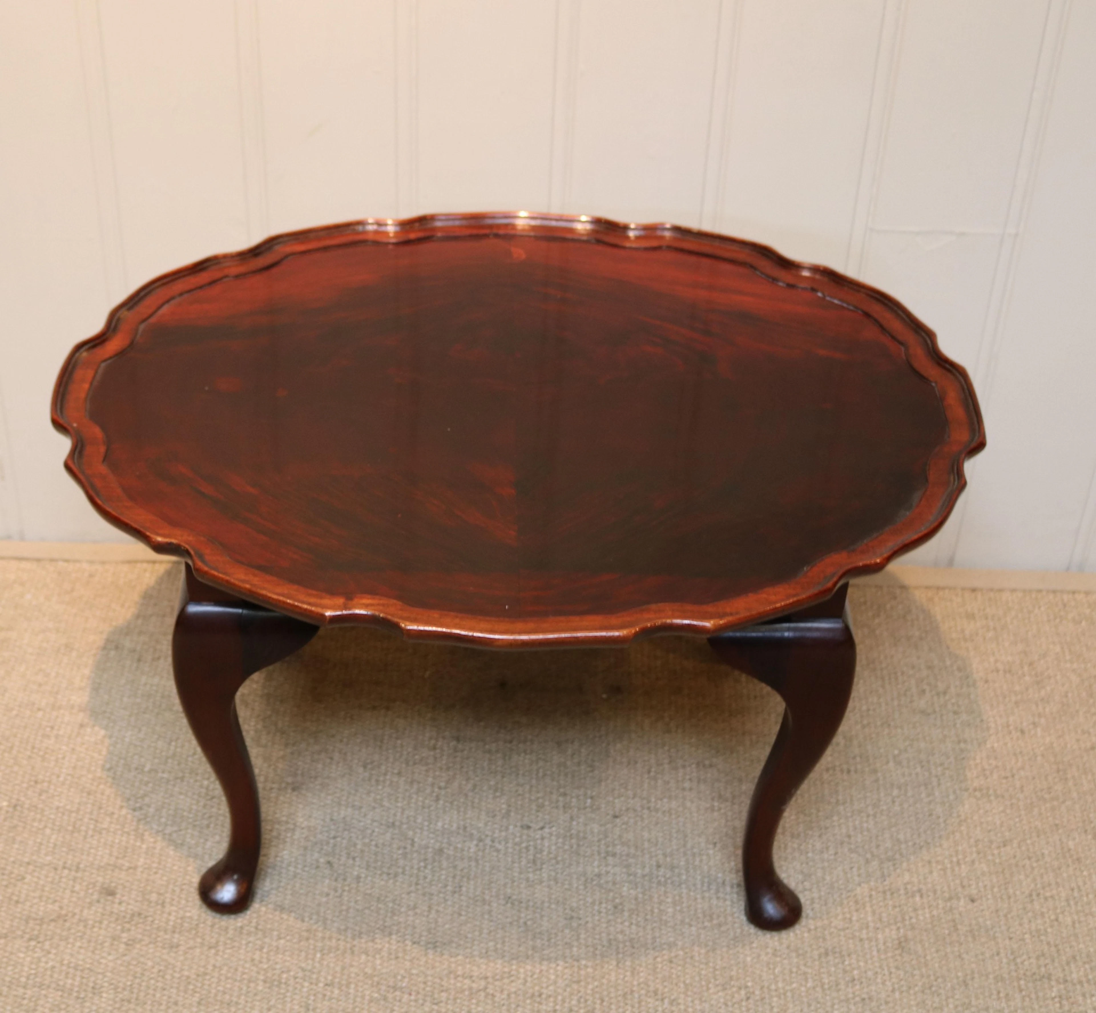 Low Mahogany Pie Crust Oval Table