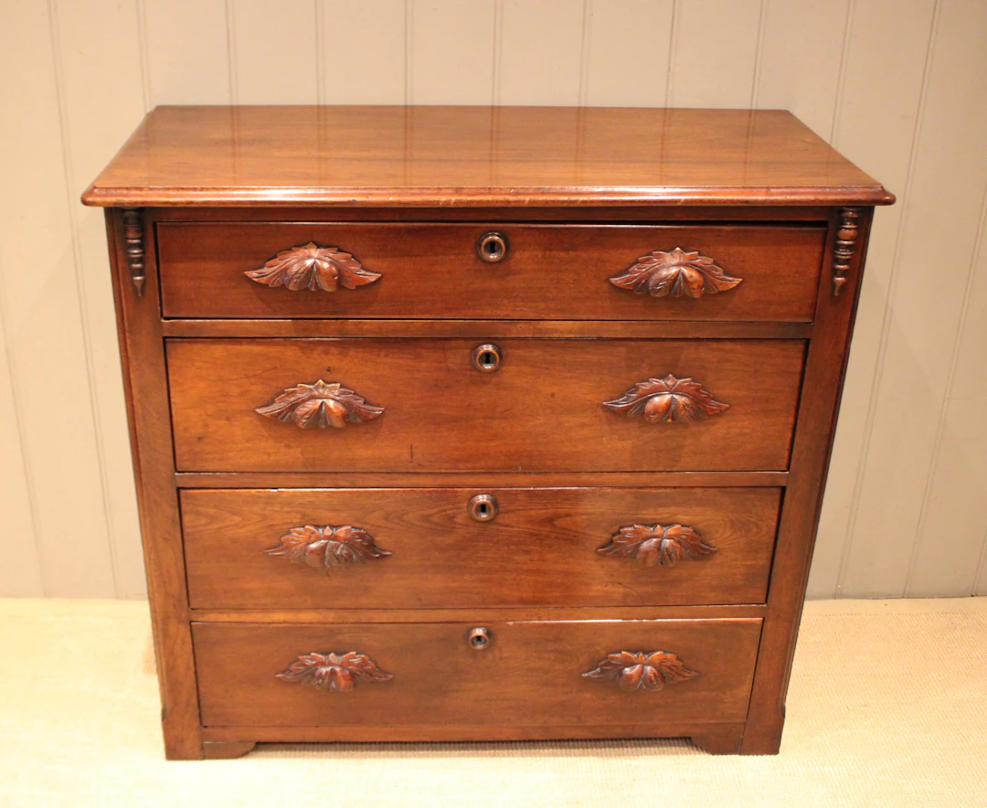 Late 19th Century Walnut Chest Of Drawers