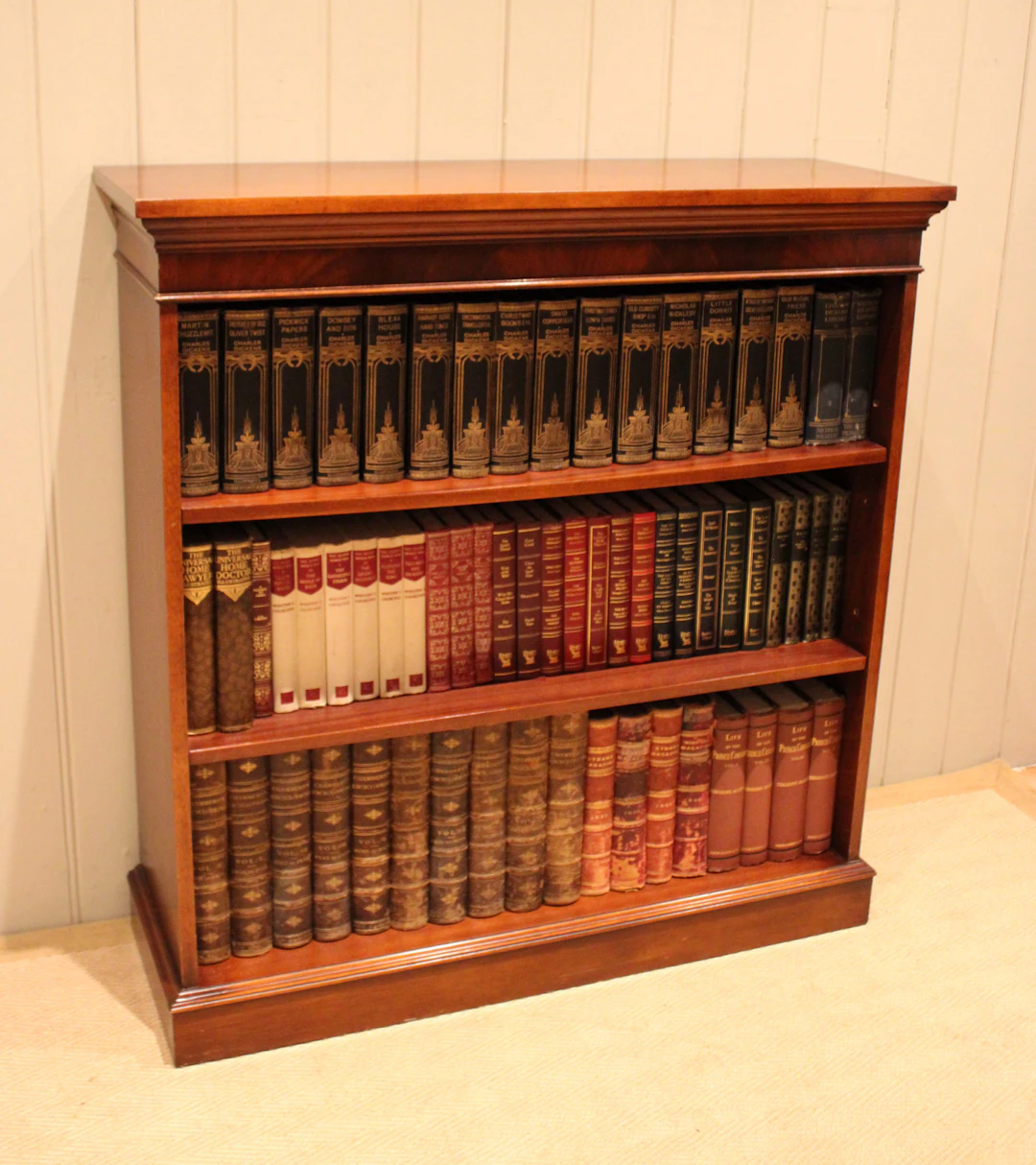 Mahogany Open Adjustable Bookcase