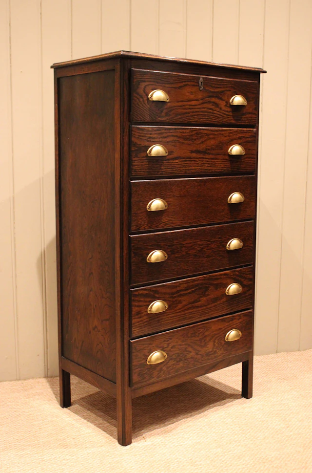 Tall Oak Chest Of Drawers