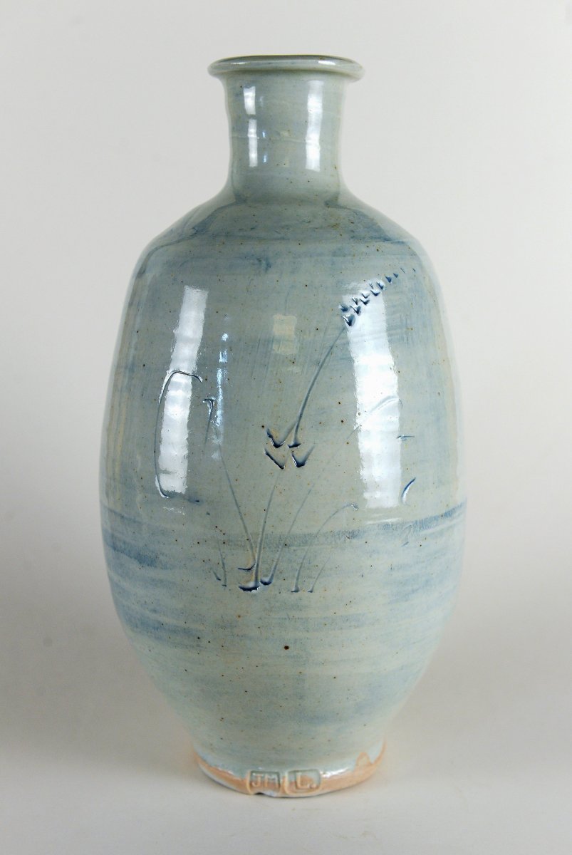 Porcelain bottle, engraved grasses, cobalt wash by Jim Malone
