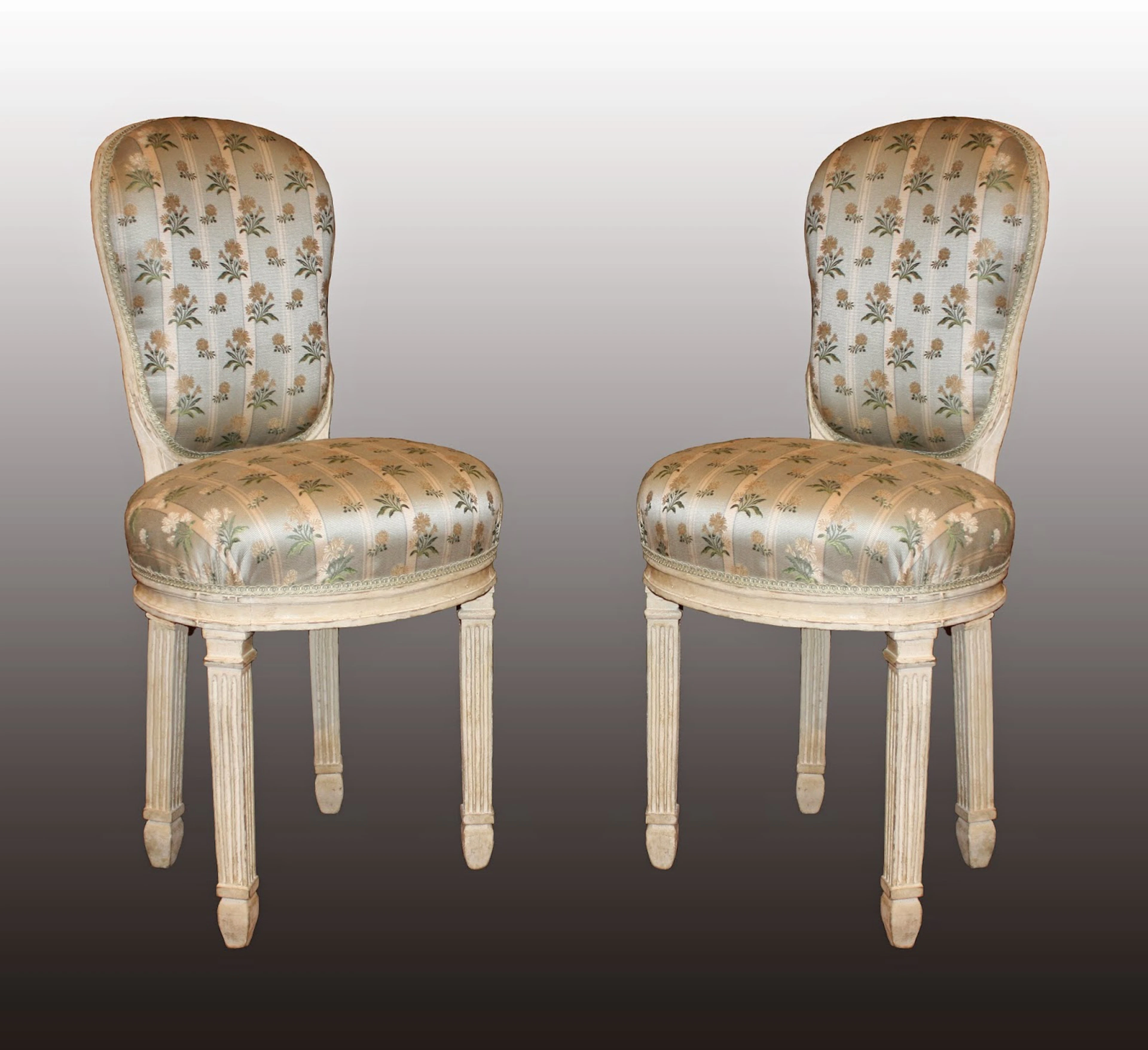 Paire de Chaises de Musicien en bois laqué
