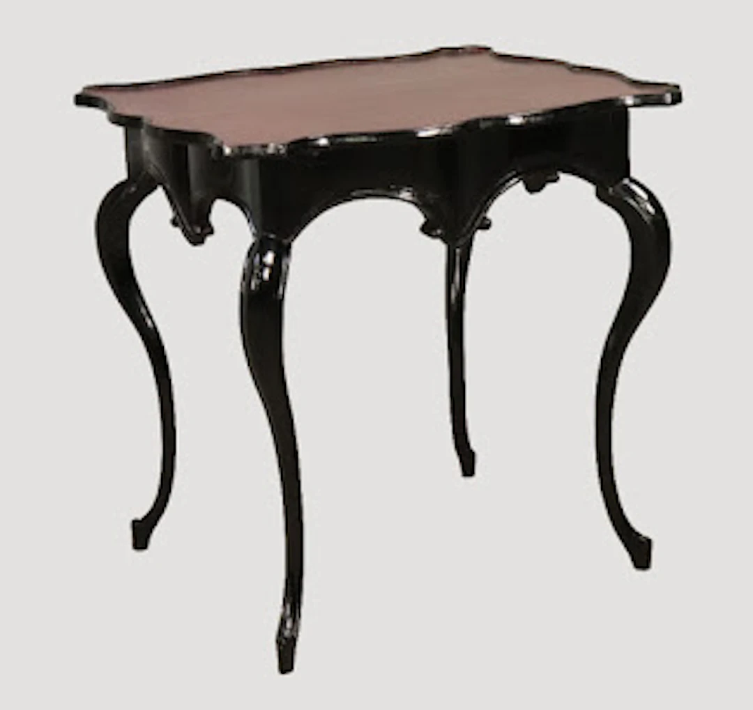 Table "en Cabaret" en bois laqué