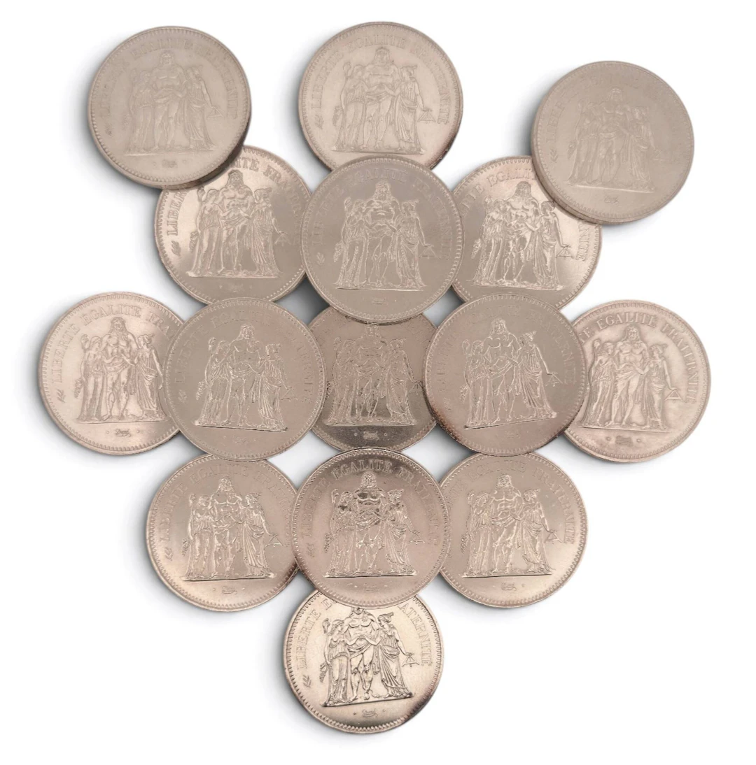 Fifteen 50-franc Hercules silver coins (900) from 1977. Some - Lot 30